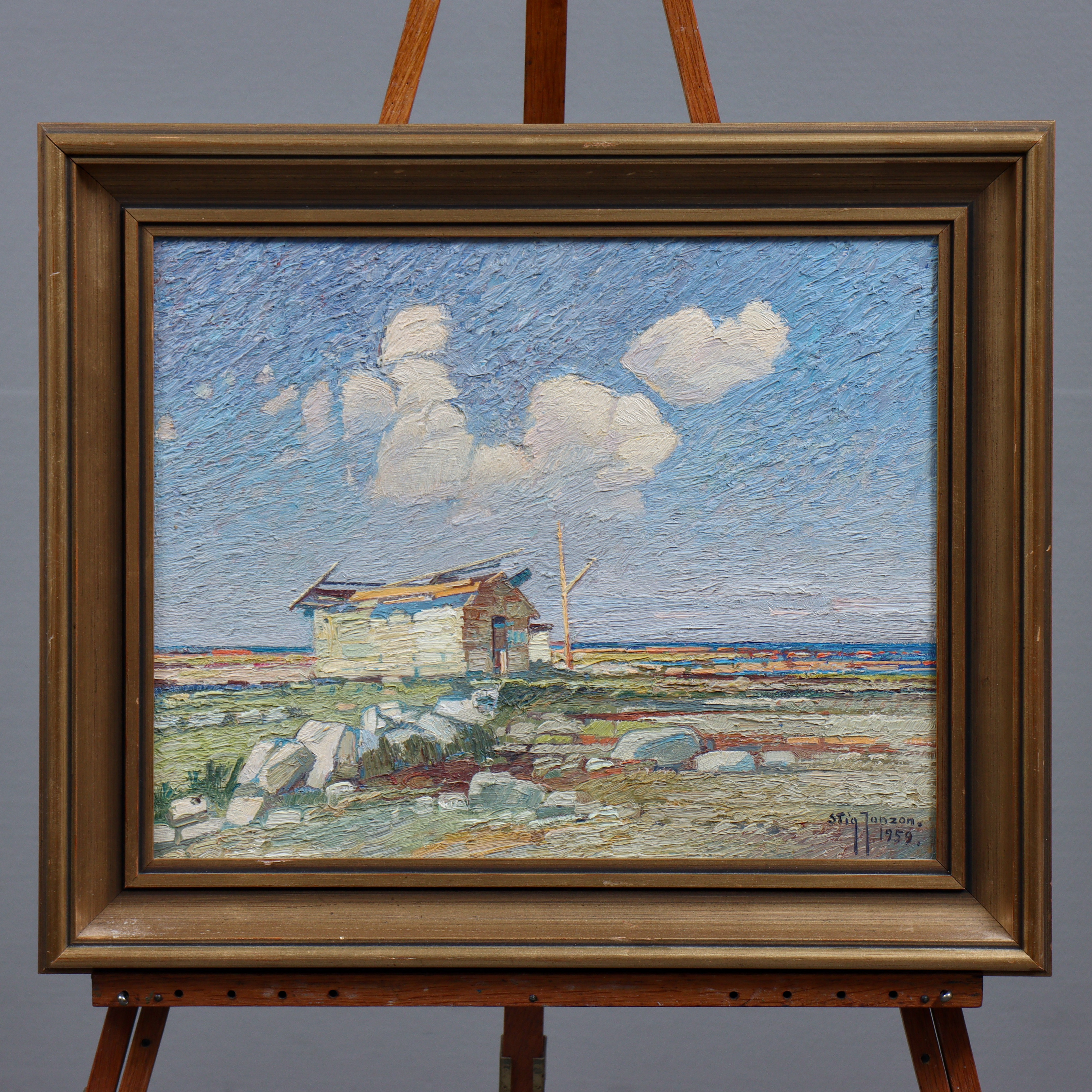 STIG JONZON. "GAMMAL SJÖBOD, STENÅSA" OLJA PÅ PANNÅ, SIGNERAD, DATERAD 1959.