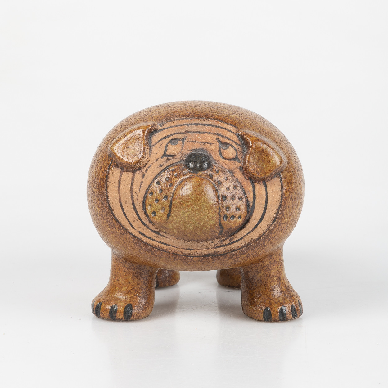 LISA LARSON. "Bulldog midi", ur serien Kennel, glaserat stengods, Gustavsberg.