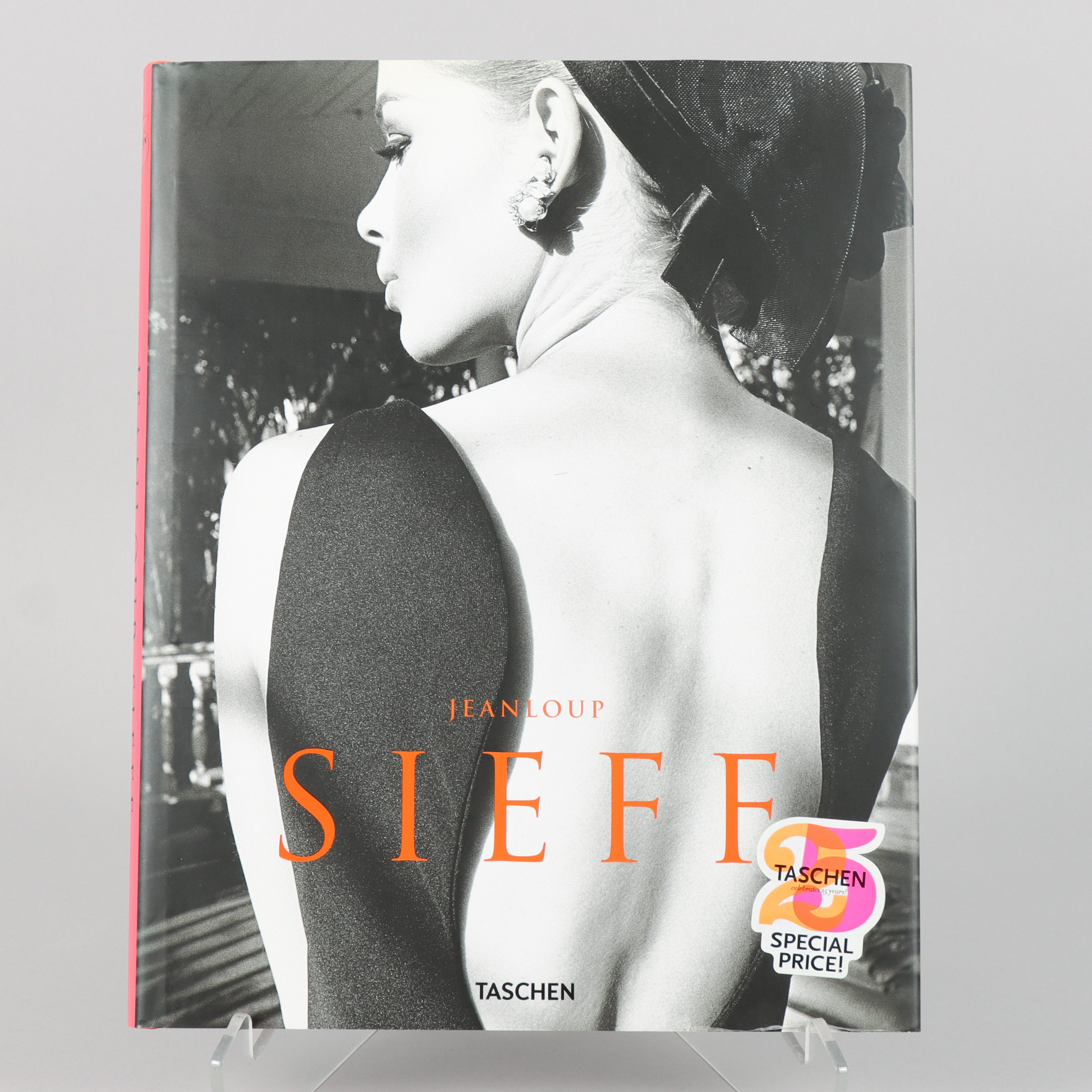 JEANLOUP SIEFF. "40 Years of Photography".
