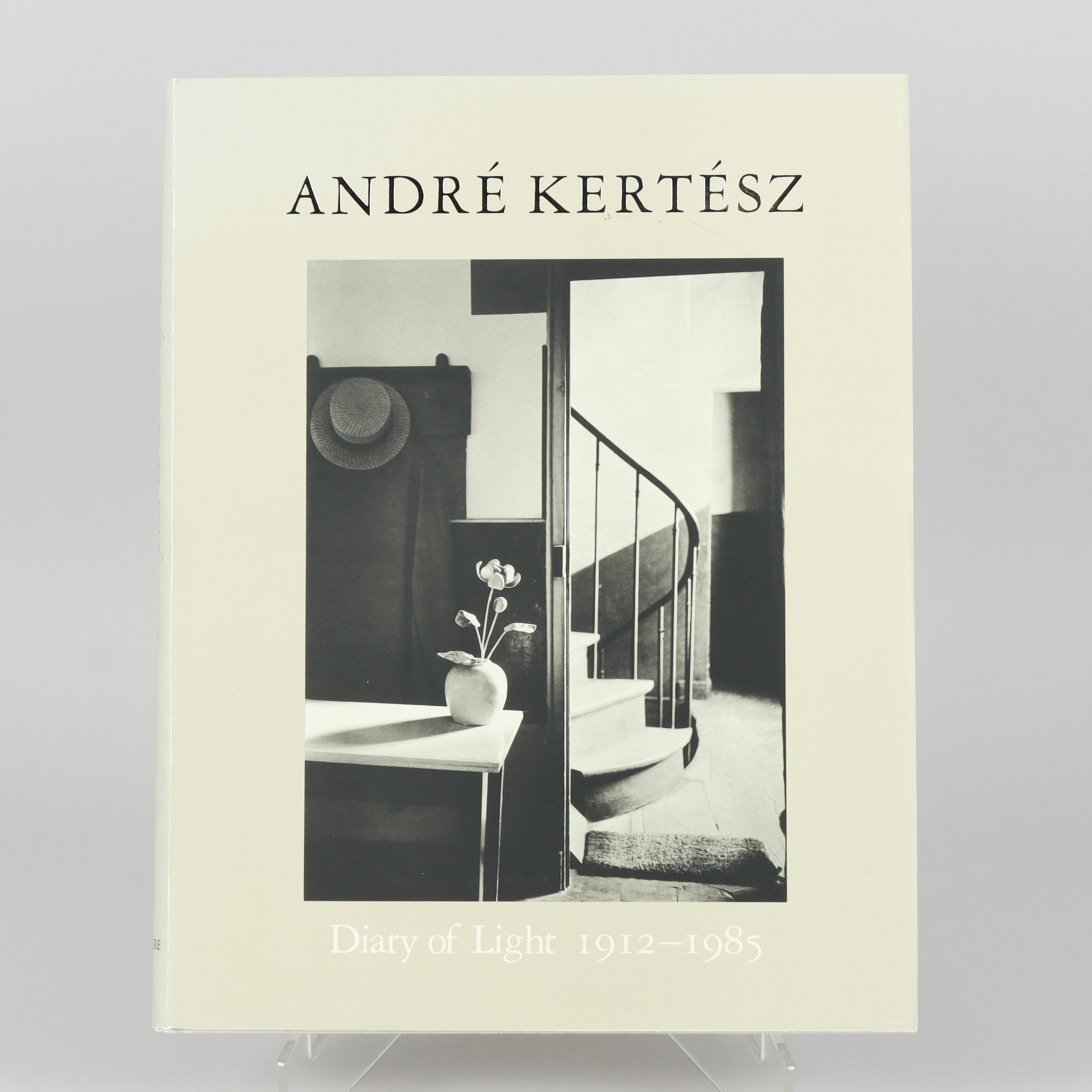 ANDRÉ KERTÉSZ. "Diary of Light 1912-1985".
