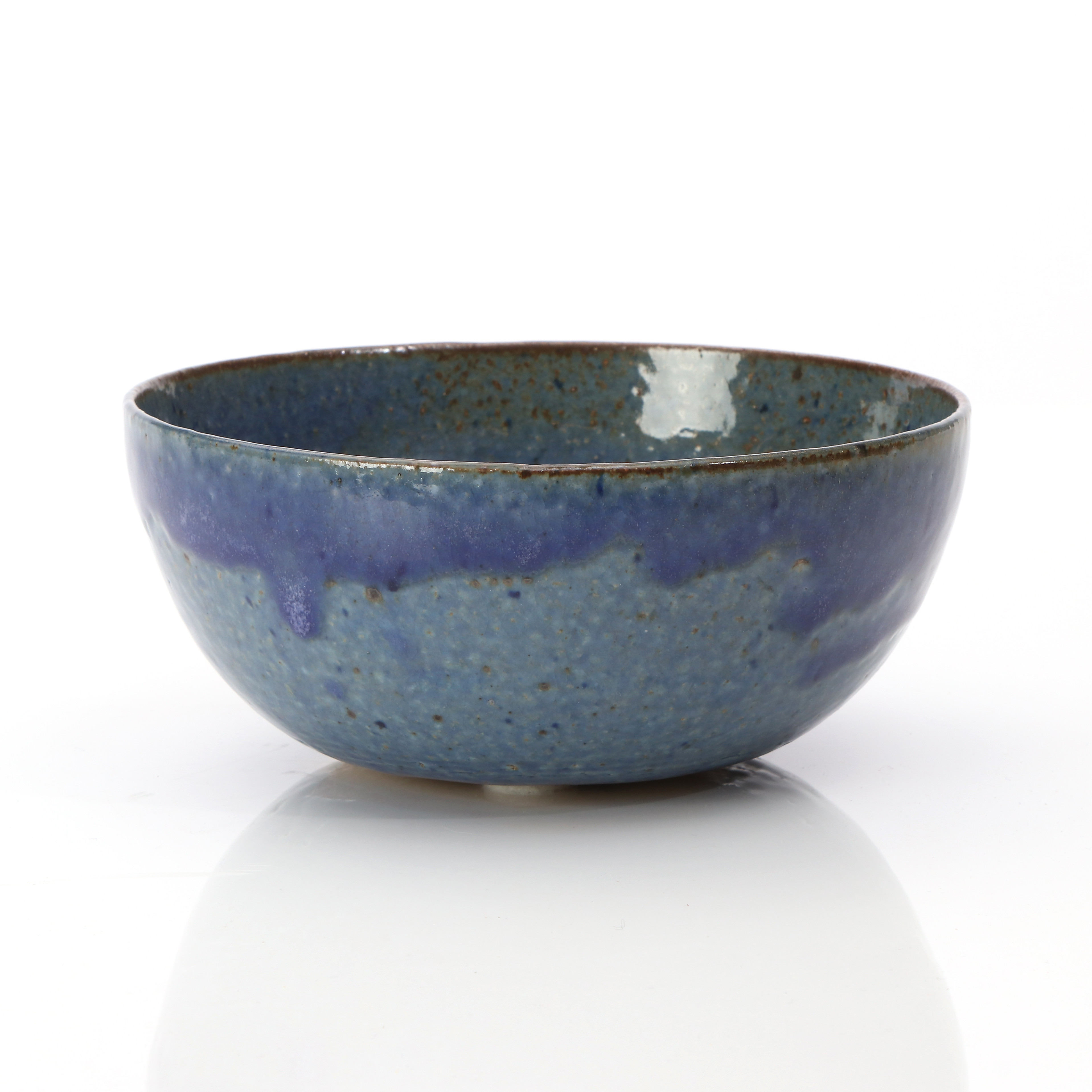 ULLA OCH GUSTAV KRAITZ. SKÅL. Glaserat stengods. Signerad undertill.