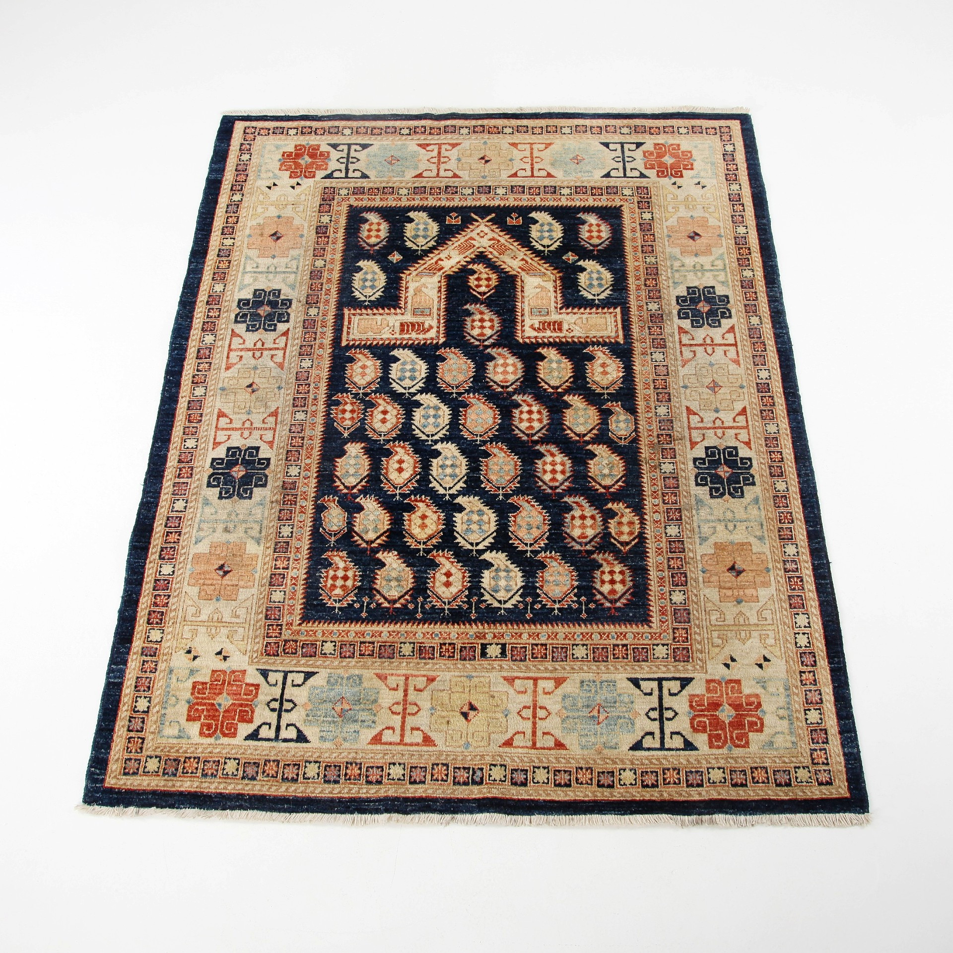 MATTA, 195 x 150 cm, 1900-talets första hälft.