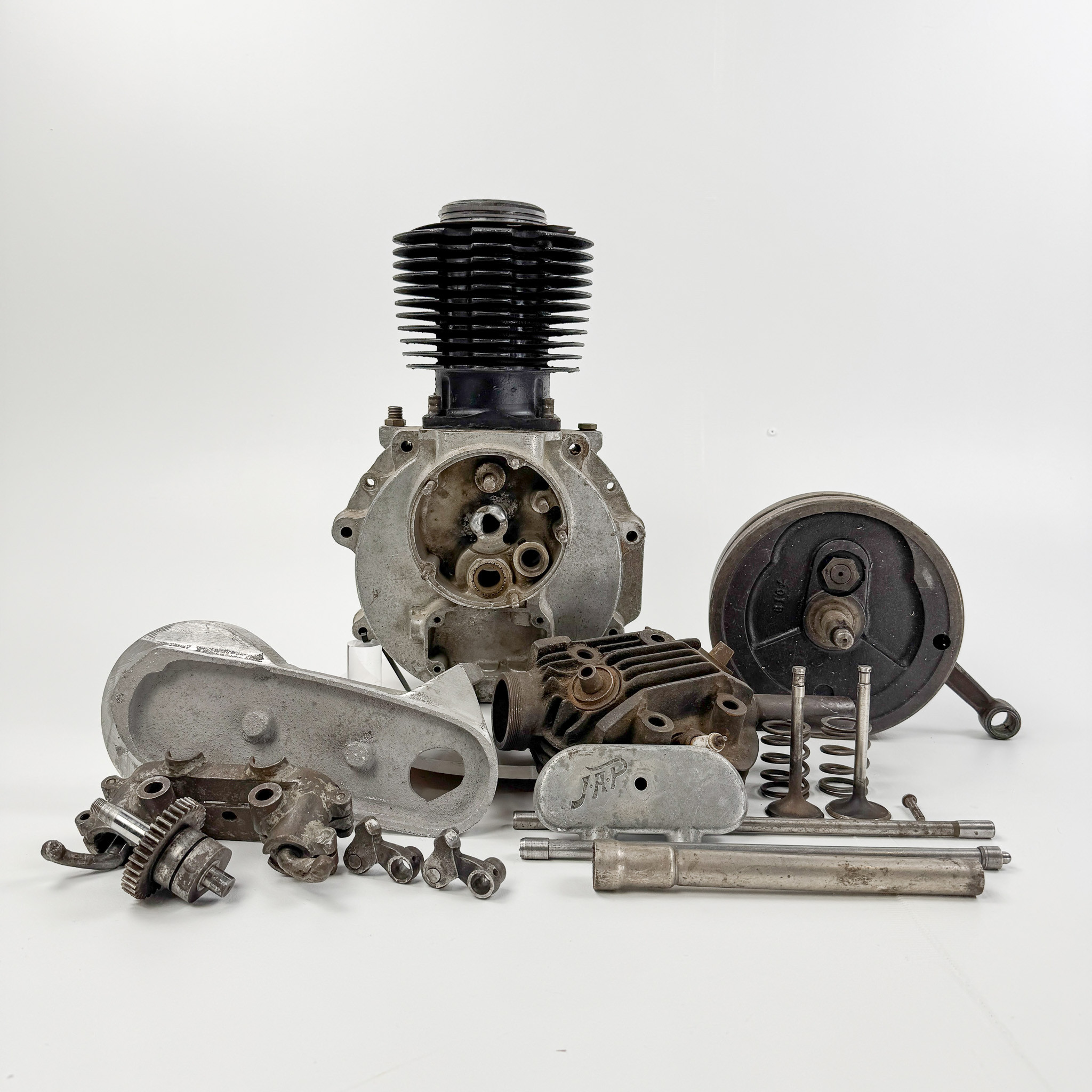 JAP, motor i delar, 500cc, 1930-tal, England.