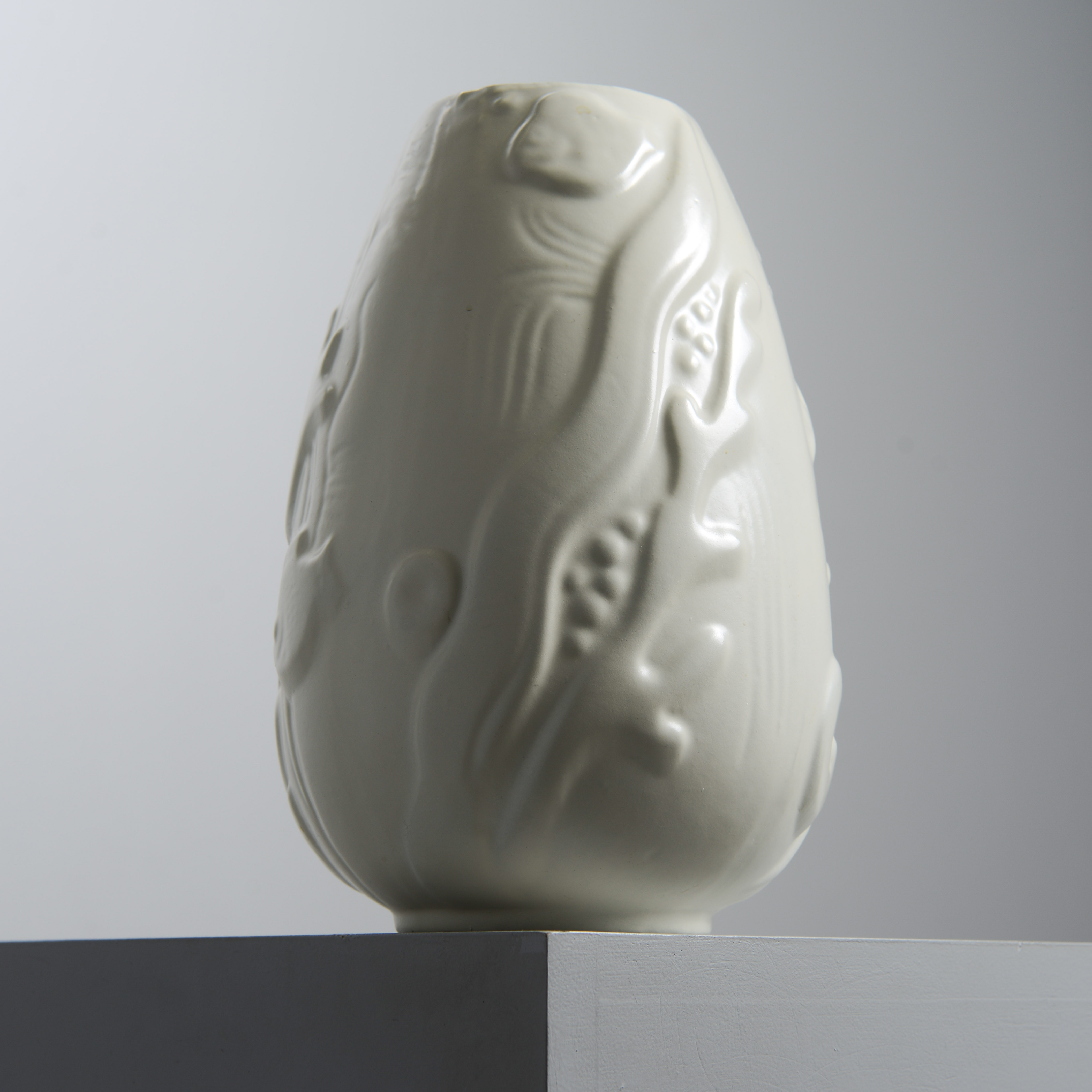 ANNA-LISA THOMSON. Vas, modell 270, Upsala Ekeby, 1941-49.