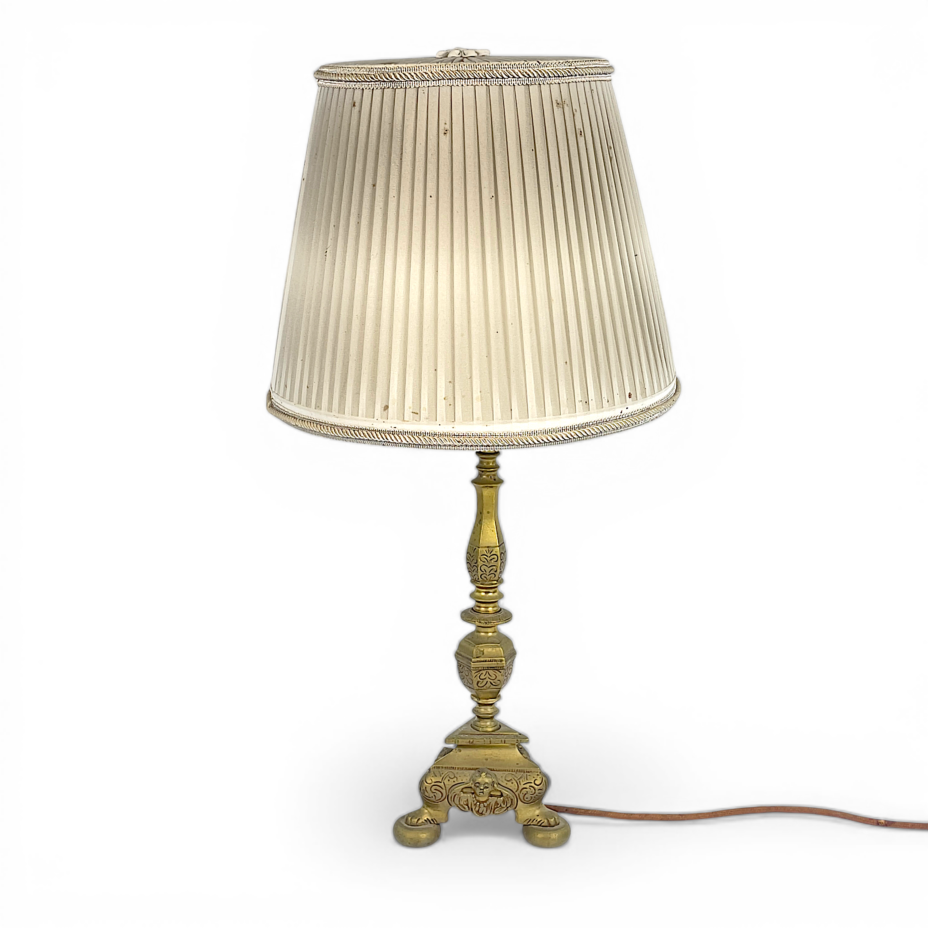 BORDSLAMPA, Bröderna Malmströms metallvarufabrik, Malmö, modell 2732, sandgjuten mässing, 1949.