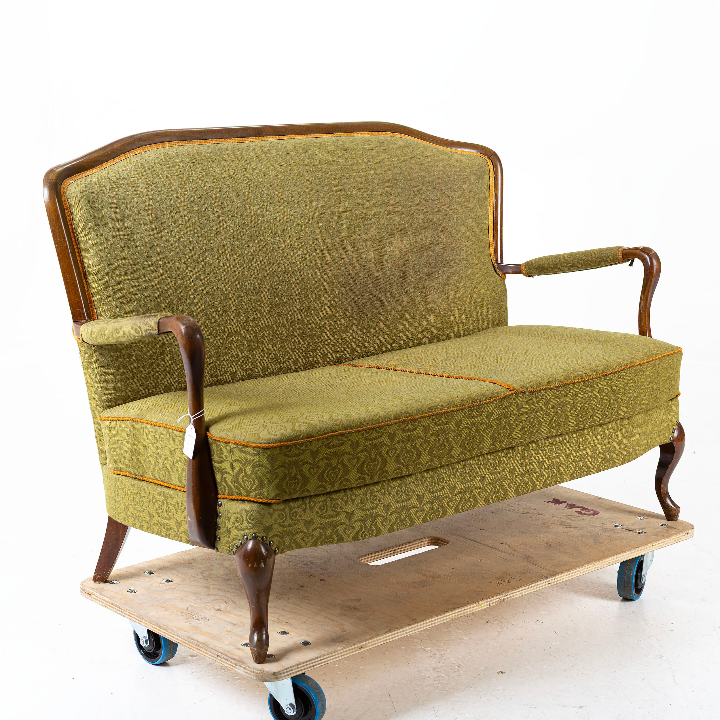 SOFFA, rokokostil, 1900-talets första hälft.