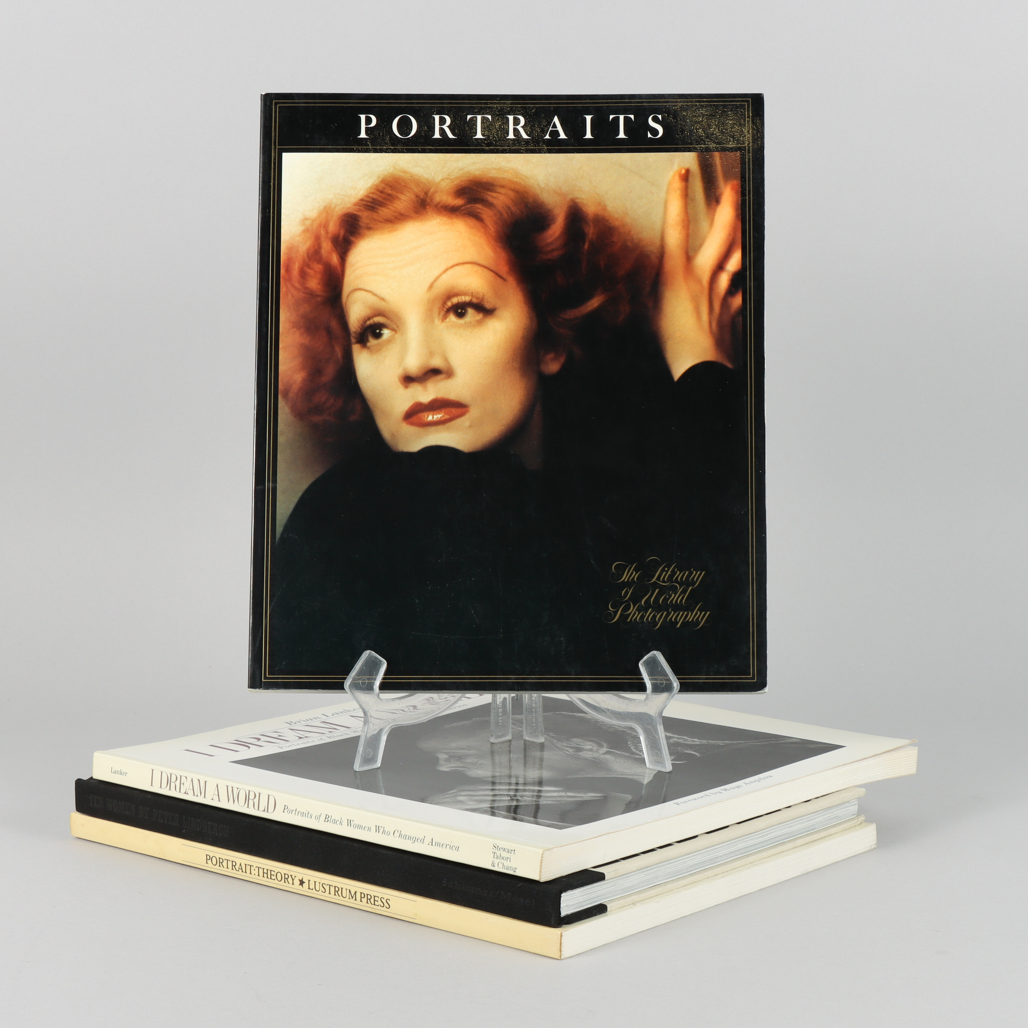 FOTOBÖCKER 4 stycken med focus på porträtt.