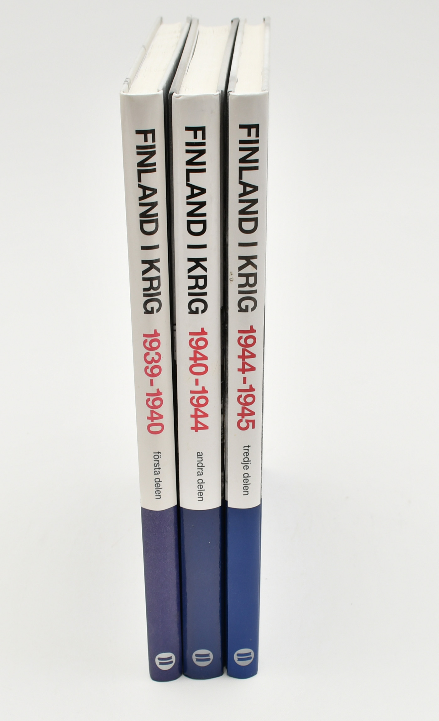 Böcker om Finland i krig. 3 volymer.