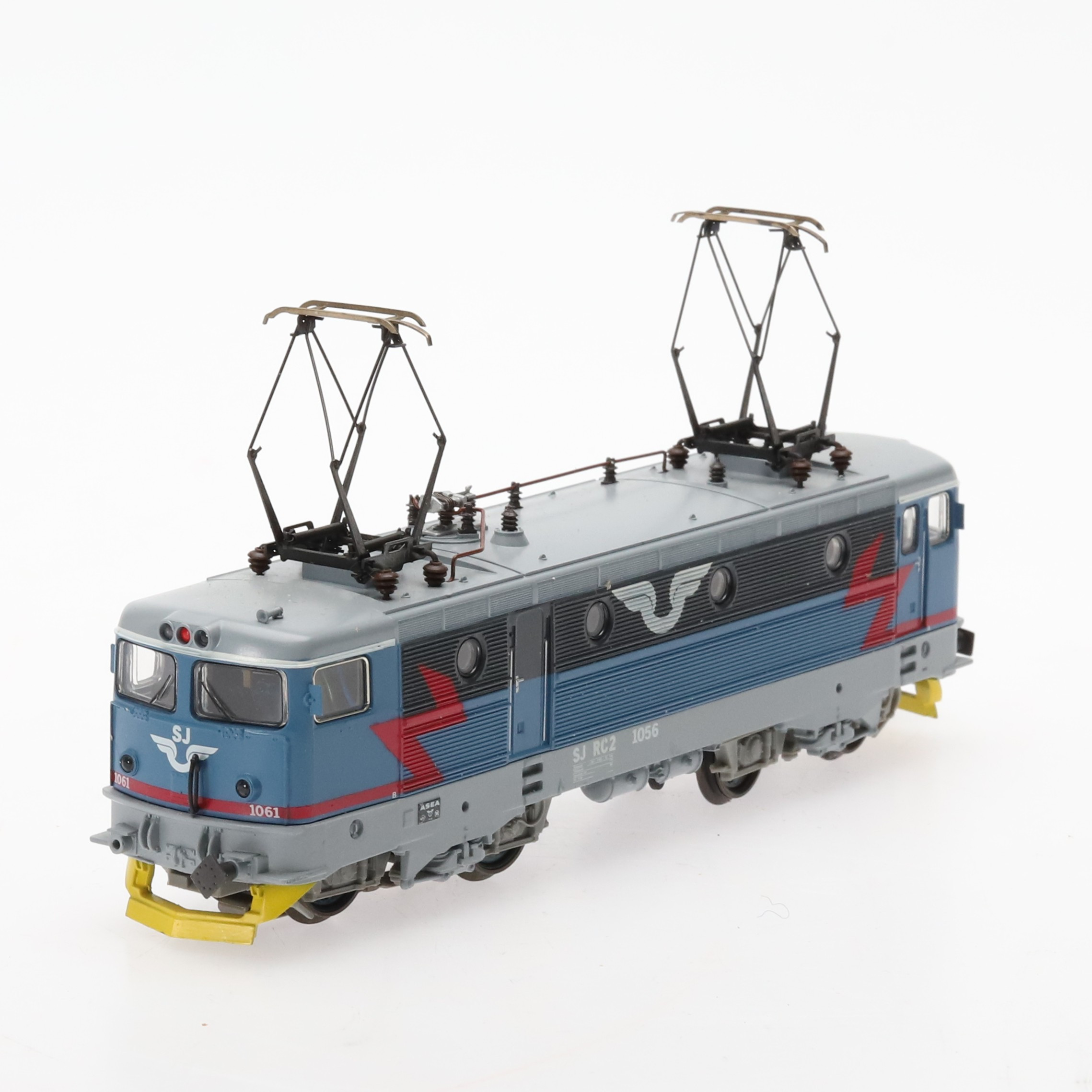 MÄRKLIN LOK 3341, SJ RC3 1061 " Blixten" HO.