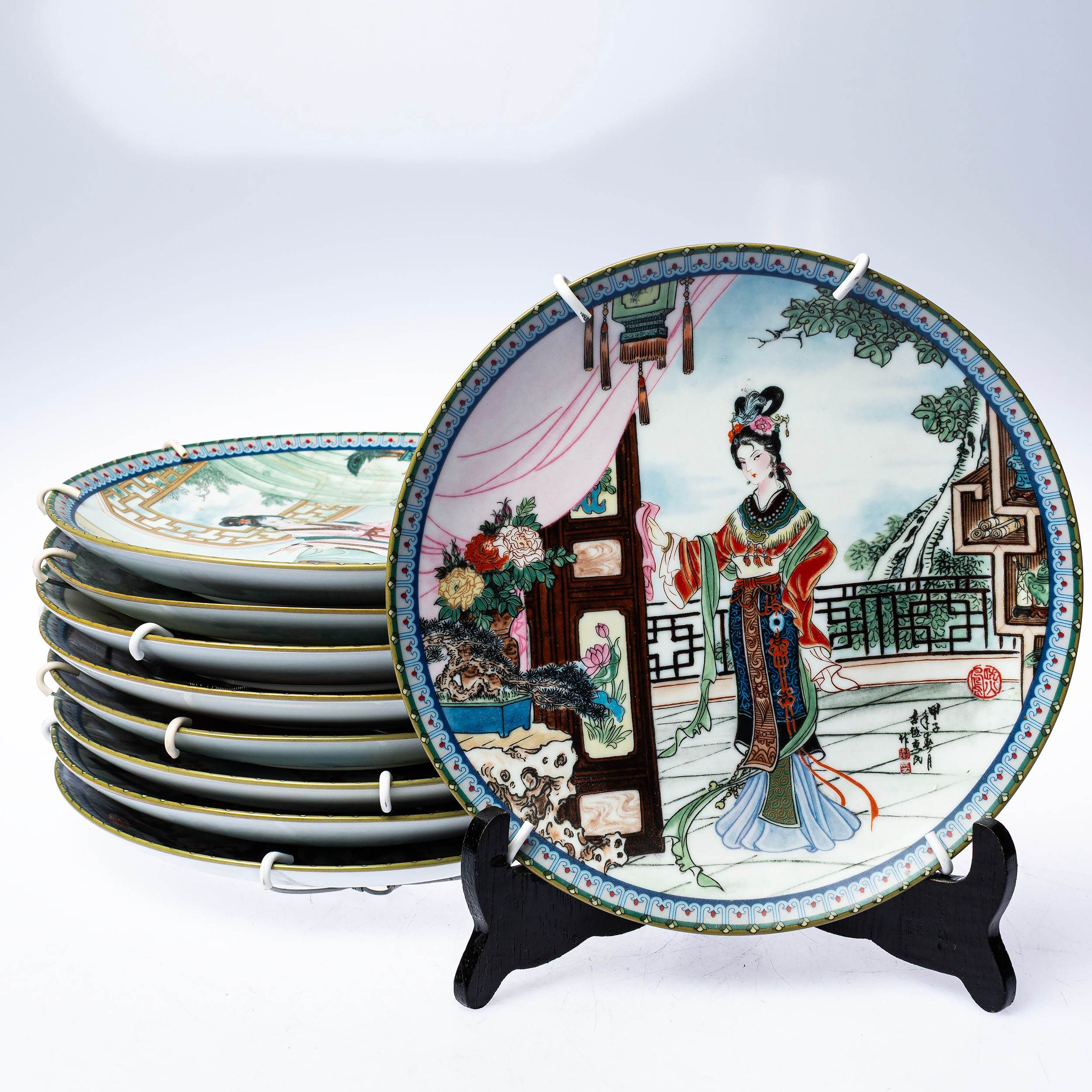 SAMLARTALLRIKAR, 9st porslin, "Beauties of the red mansion".