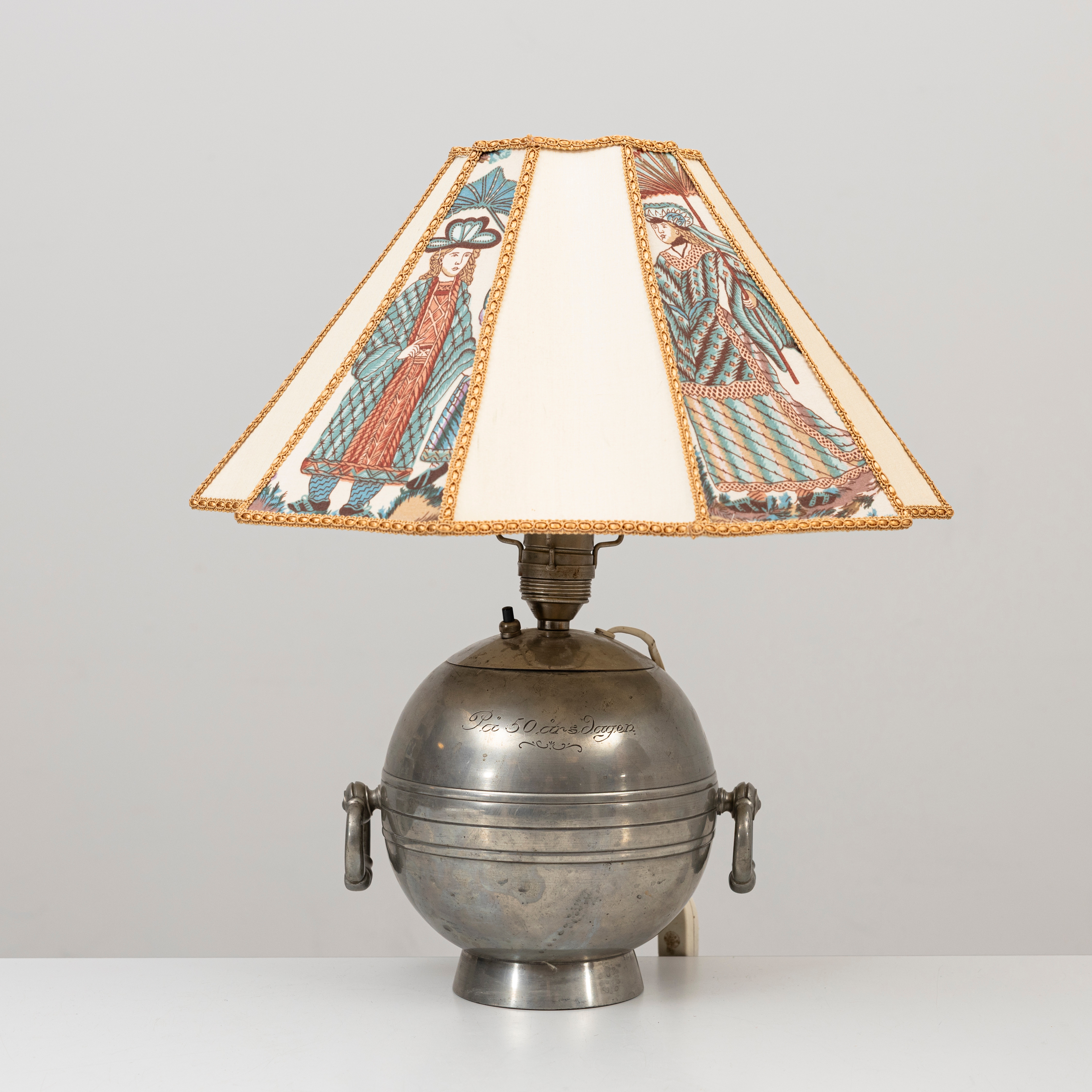 BORDSLAMPA, omgjord från vas, Tenn, GAB, 1934.