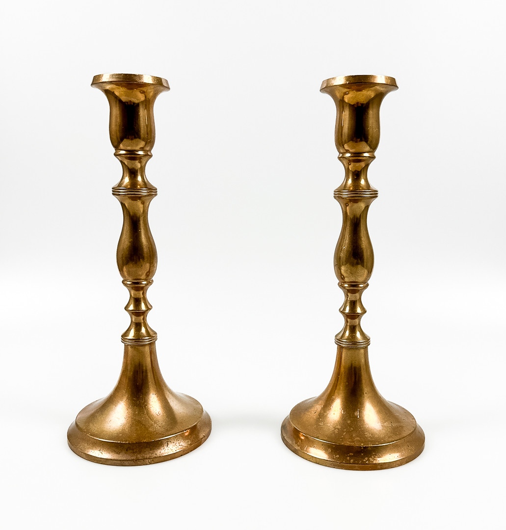 LJUSSTAKAR, ett par, malm, Ekbergs, 1992.