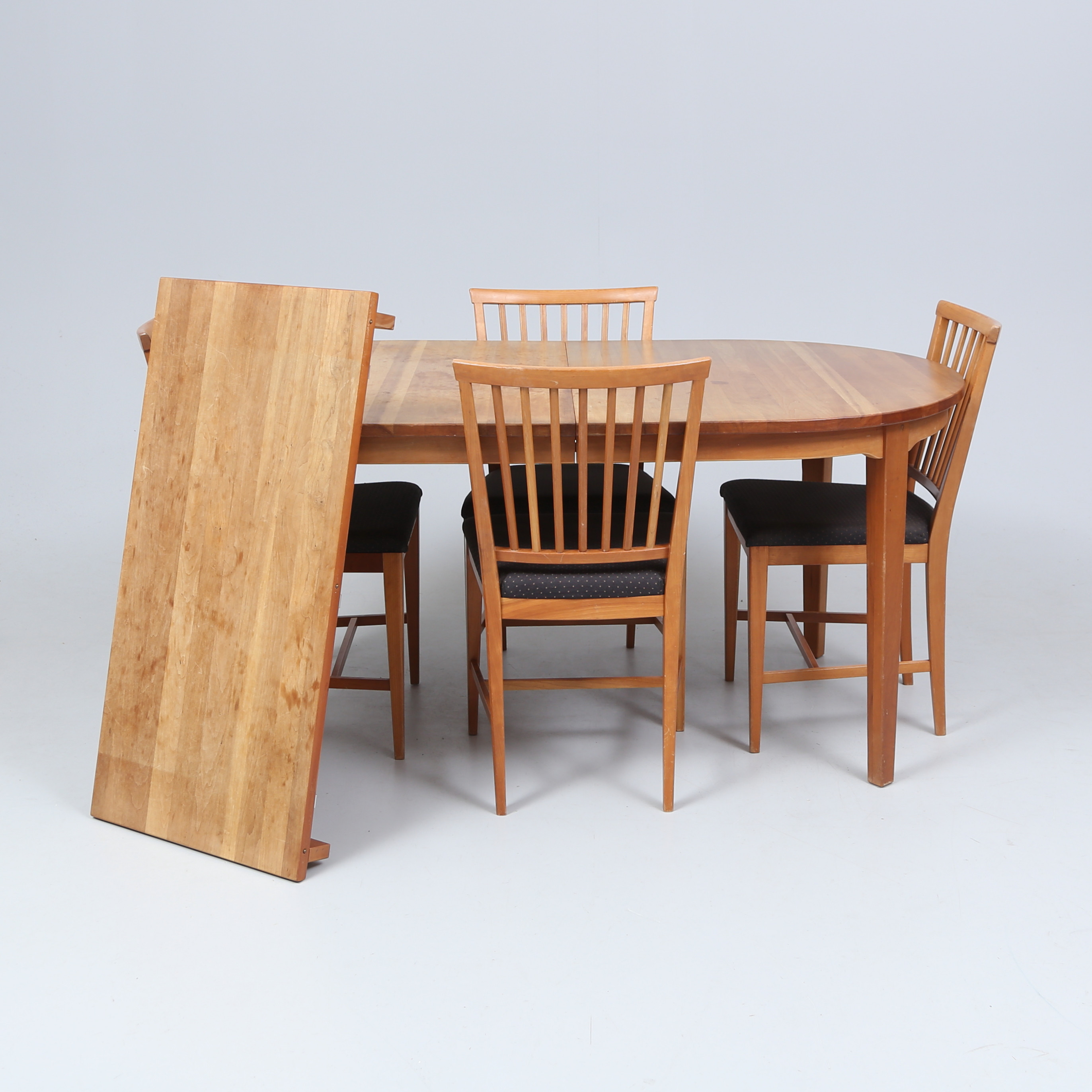 MATGRUPP, 5 delar, körsbär, Carl Malmsten/ Nils Göran Gustafsson, Stolab, 1990-tal.