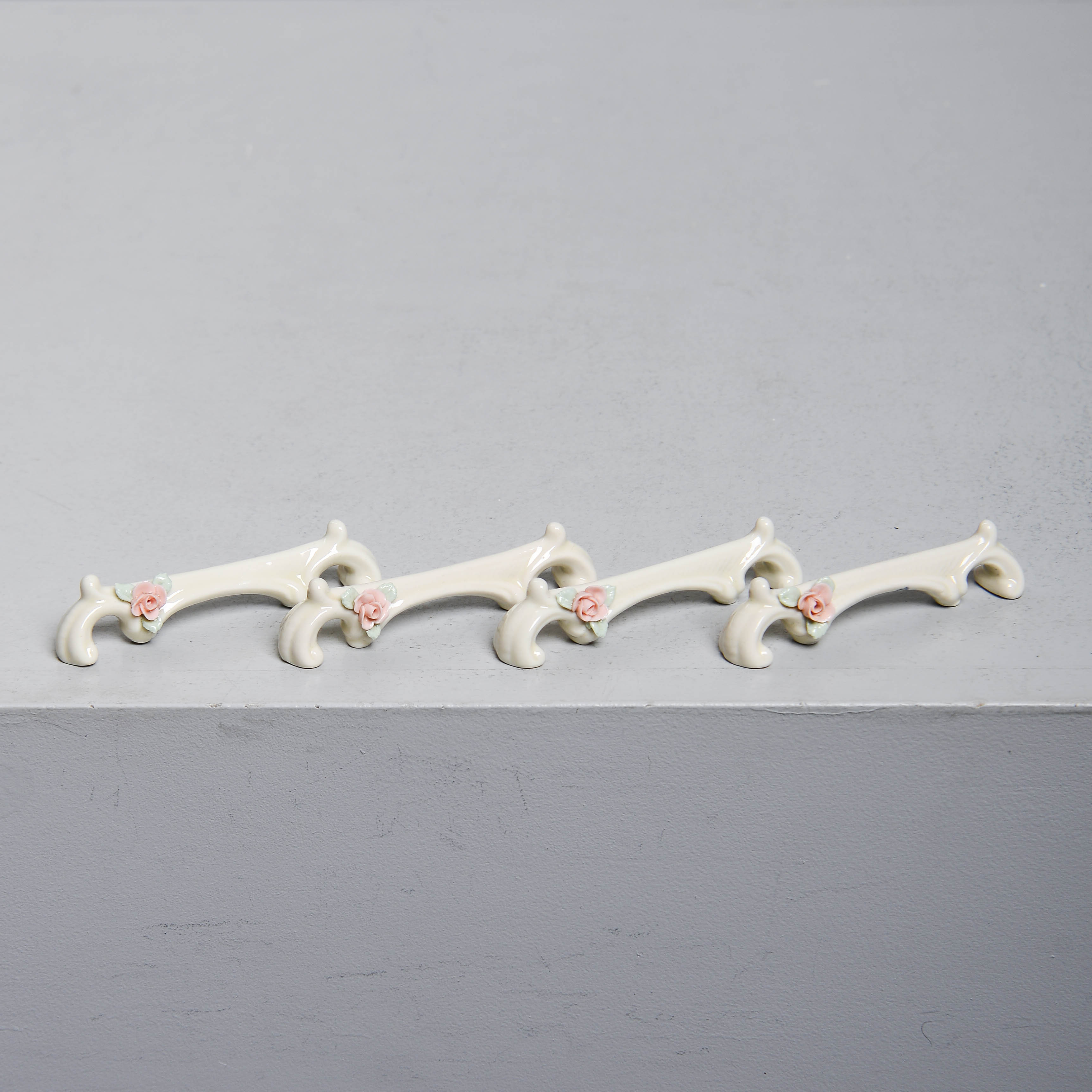 SMÖRTAXAR, 4 st, porslin, Rudolstadt Volkstedt.