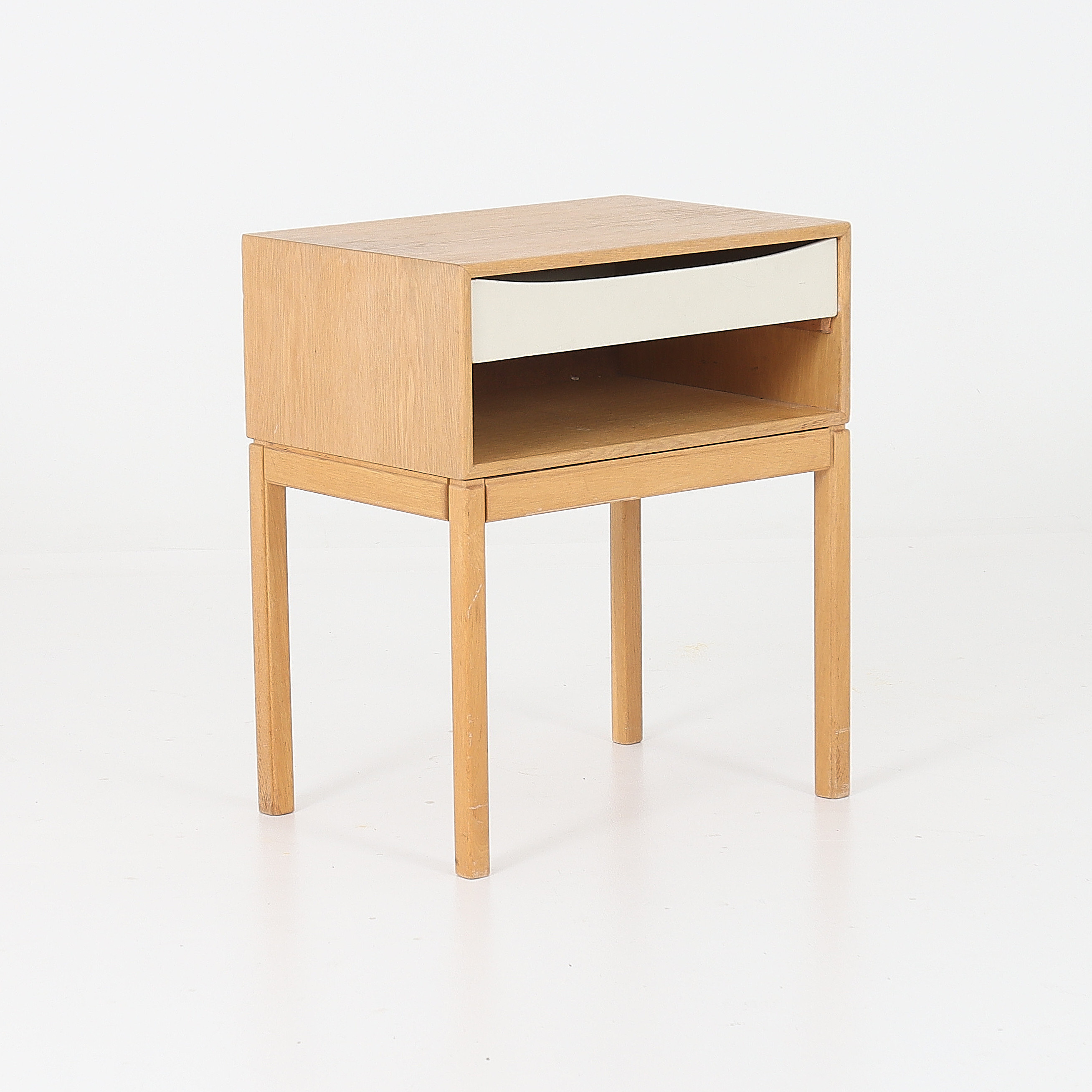 SVEN ENGSTRÖM & GUNNAR MYRSTRAND. Nattduksbord, "Rally", Bra Bohag, Tingström, 1960-tal.