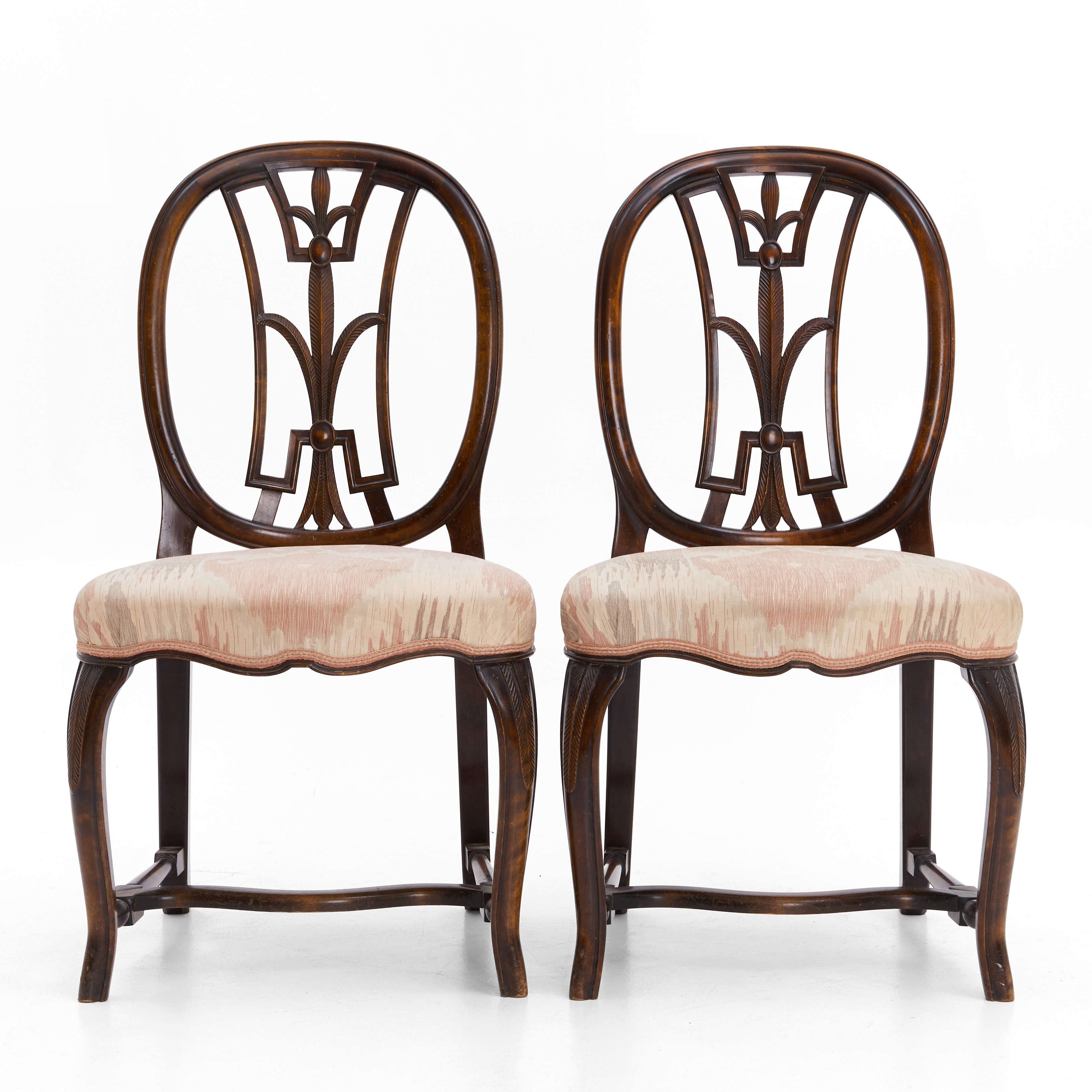 AXEL EINAR HJORTH (1888–1959). Stolar, 2 st, bonad björk, modell ”Östanå” , Nordiska Kompaniet, brickmärkt "R33099, 22-21-29".