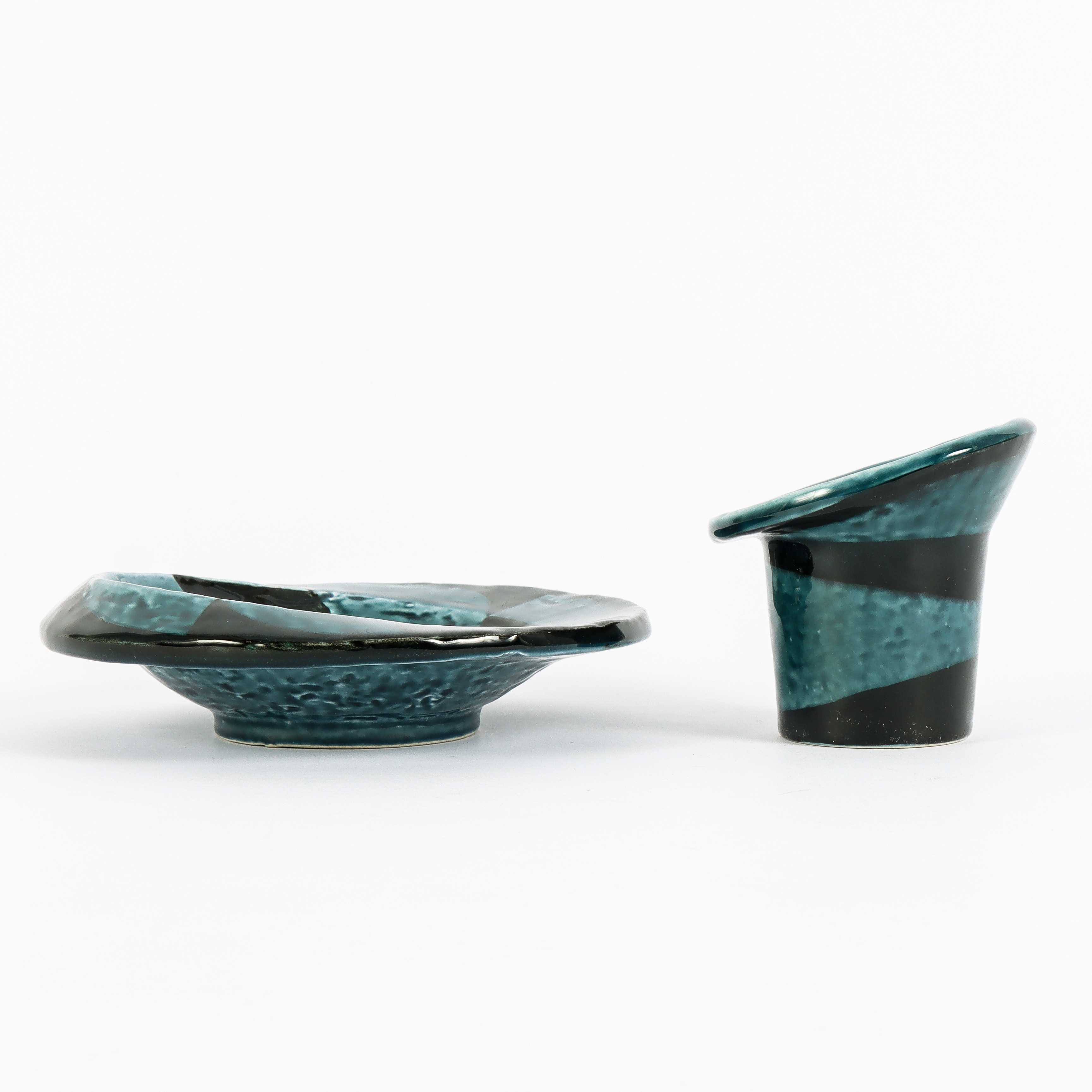 VILHELM BJERKE-PETERSEN skål och vas, Rörstrand, chamotterat stengods.