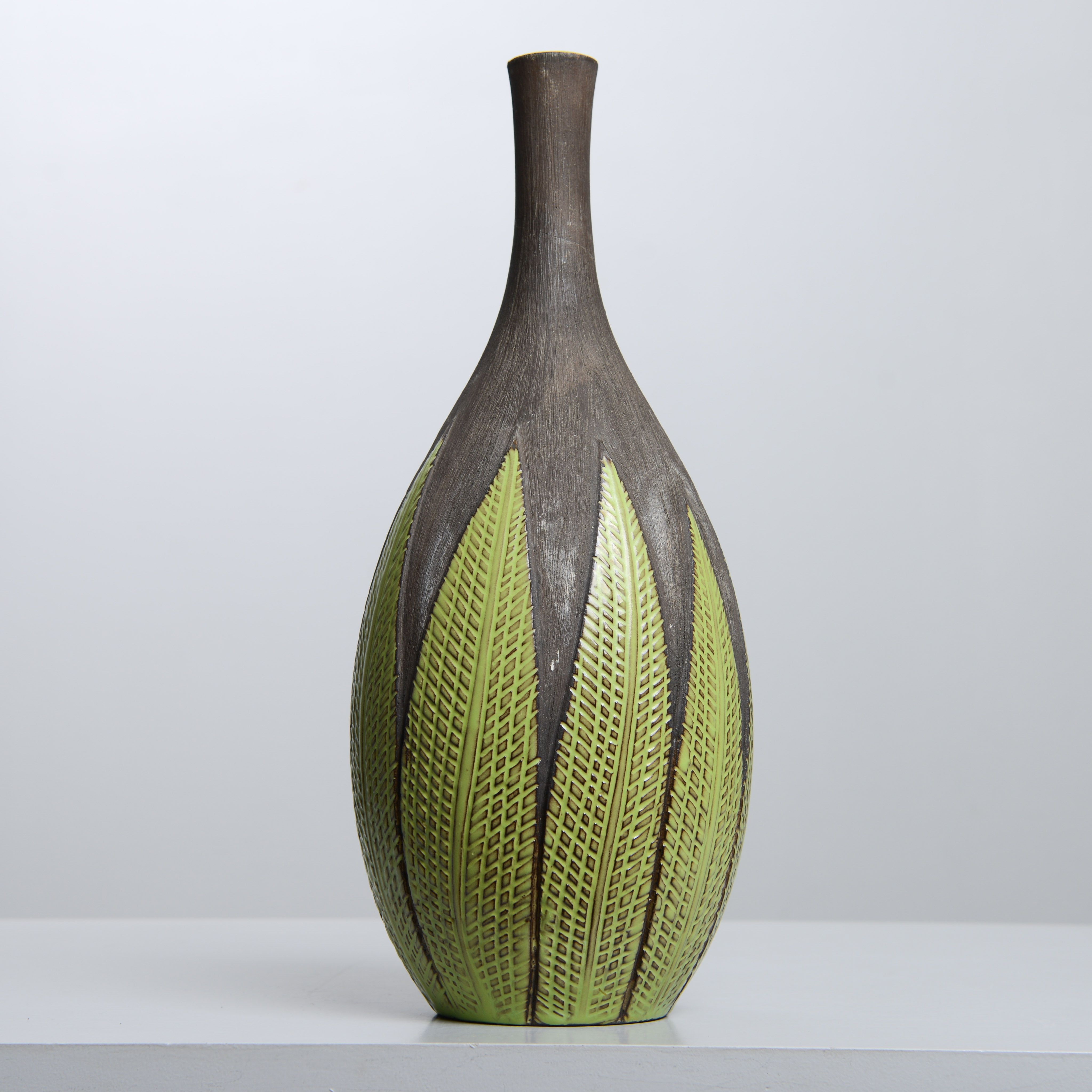 ANNA-LISA THOMSON. "Paprika (grön)", vas, modell 1020, Upsala-Ekeby, 1949-69.