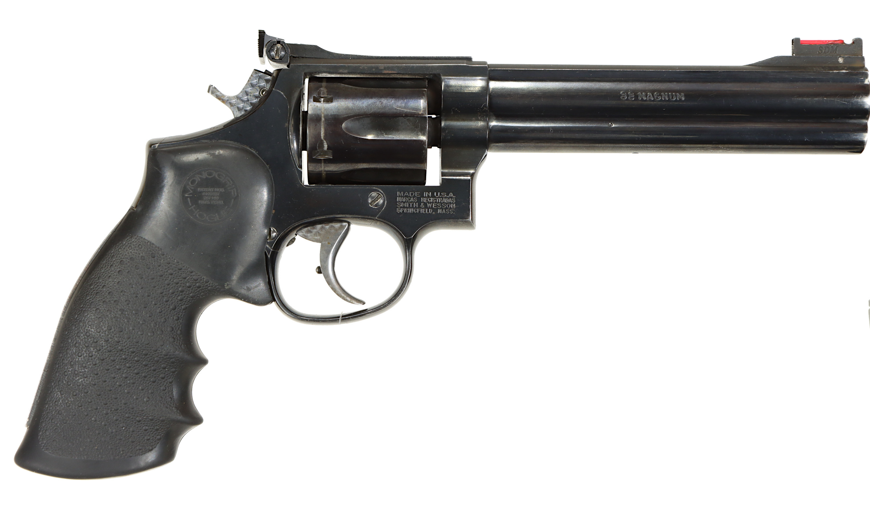 REVOLVER, fabrikat Smith & Wesson, modell 16-4, kaliber .32 Mag., tillv.nr BFM3446, se-nr SE0142072.