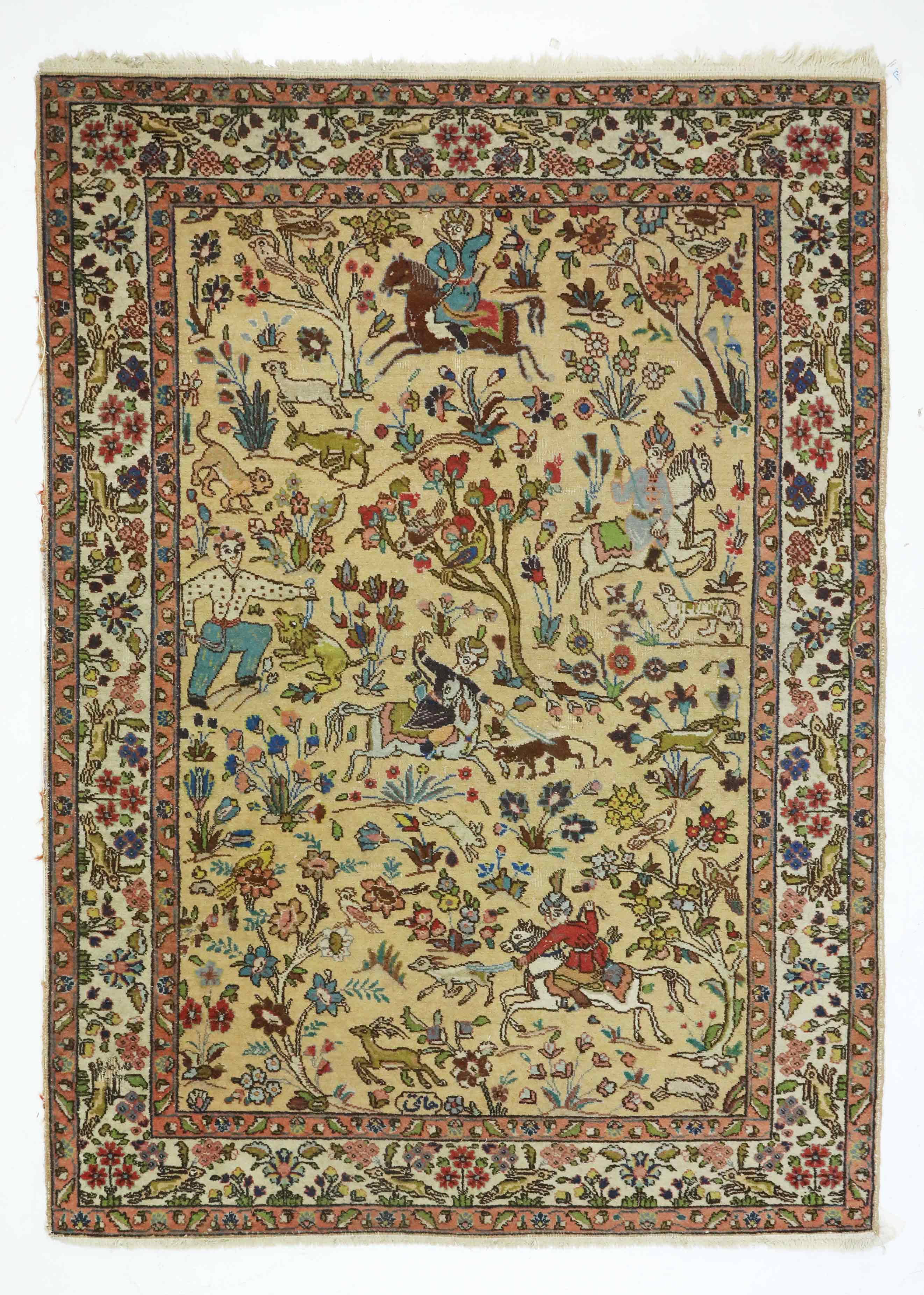 MATTA, möjligen Isfahan, 200x 138 cm, signerad, 1900-tal.