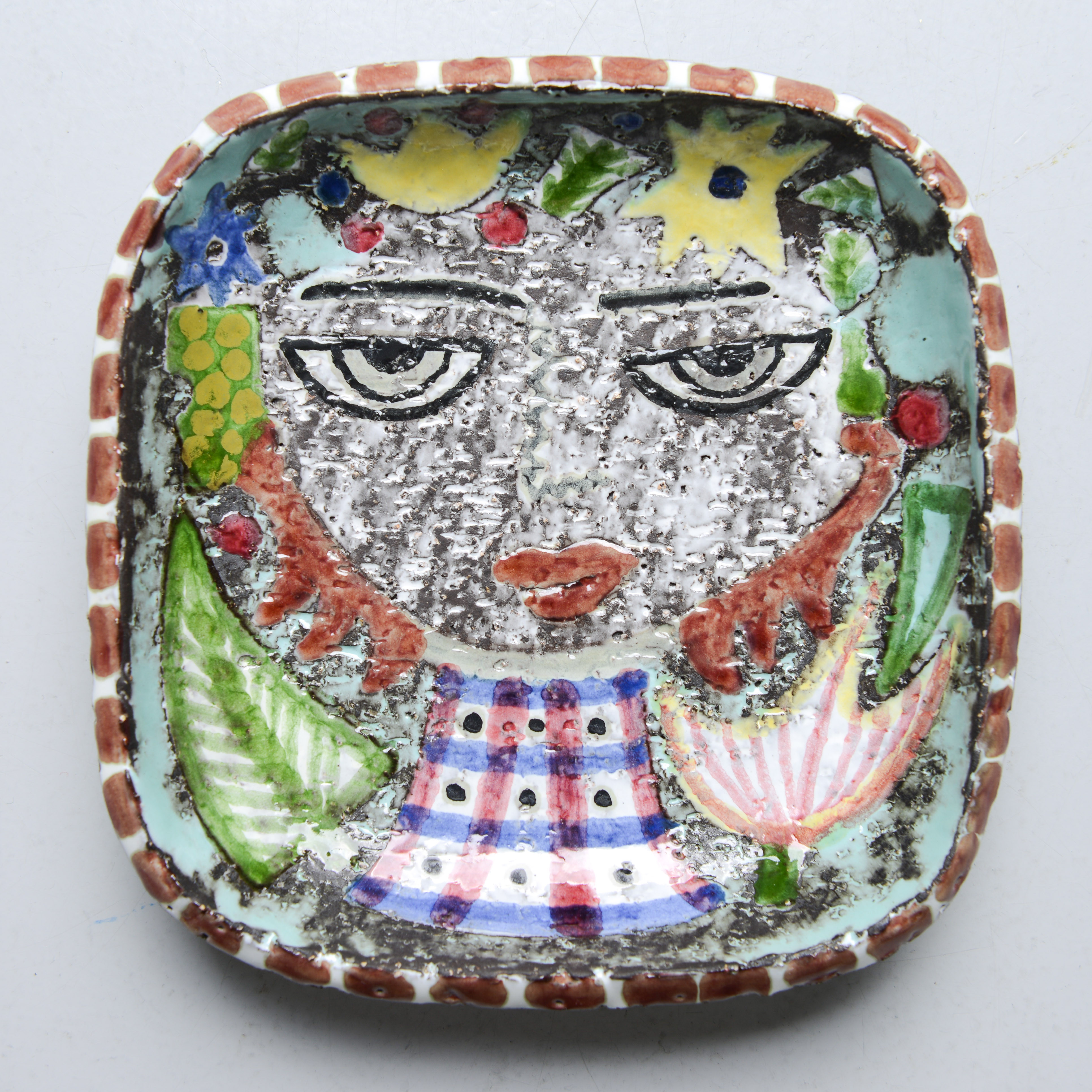 MARI SIMMULSON. Fat, modell 4067, Upsala-Ekeby, 1952-63.