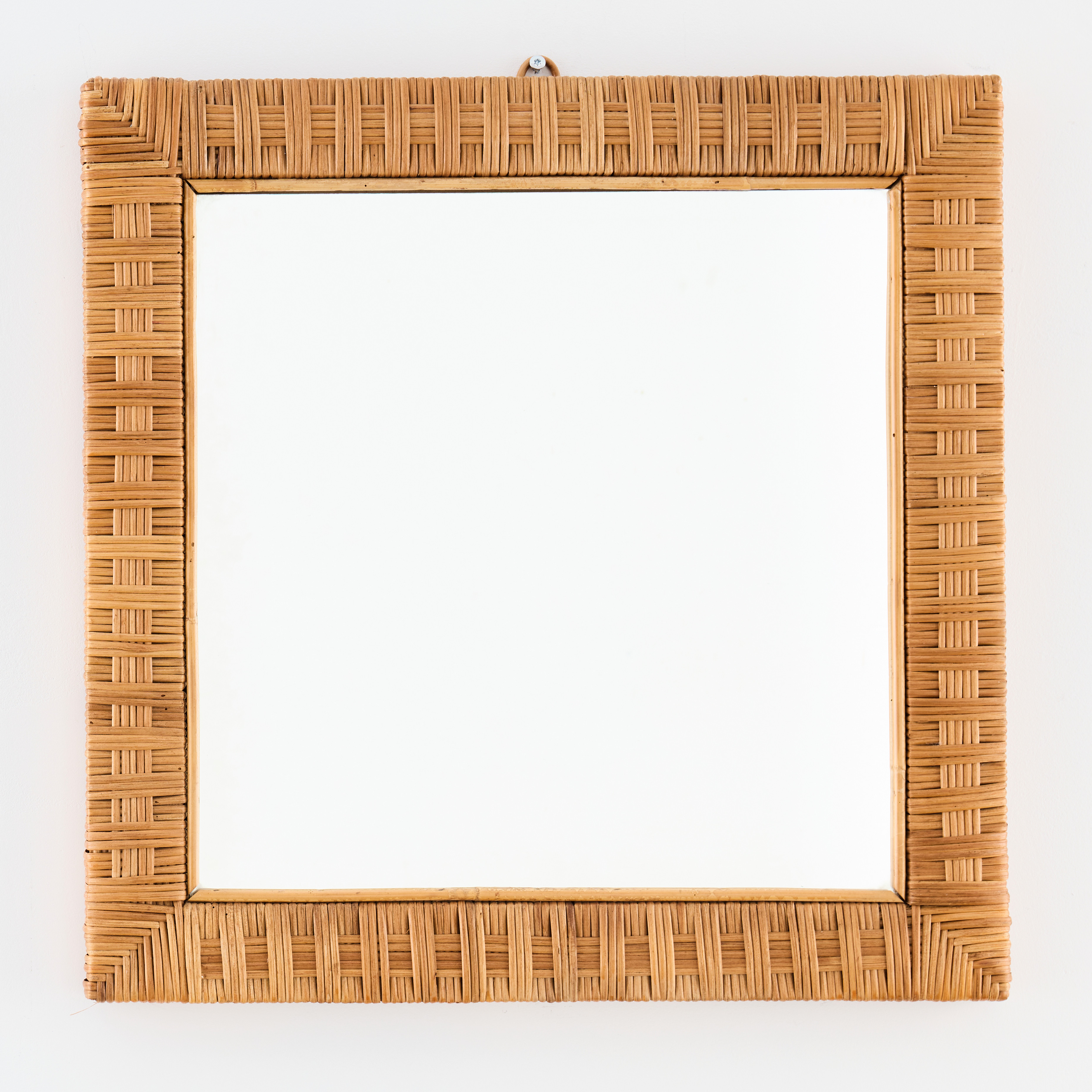 SPEGEL, Italien 1960/70-tal, Italien, ramen klädd i flätad rotting.