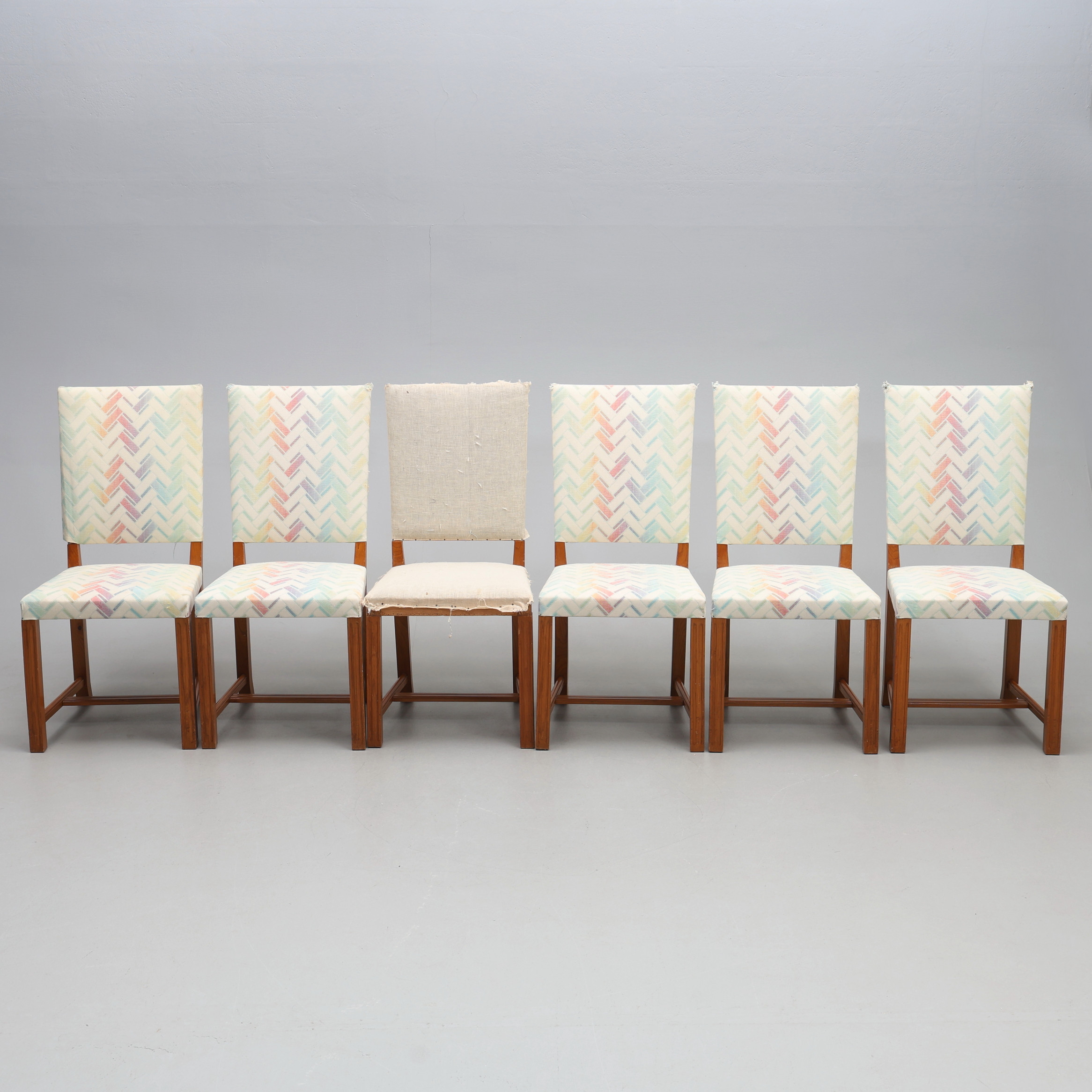 STOLAR. 6 st, klädda.