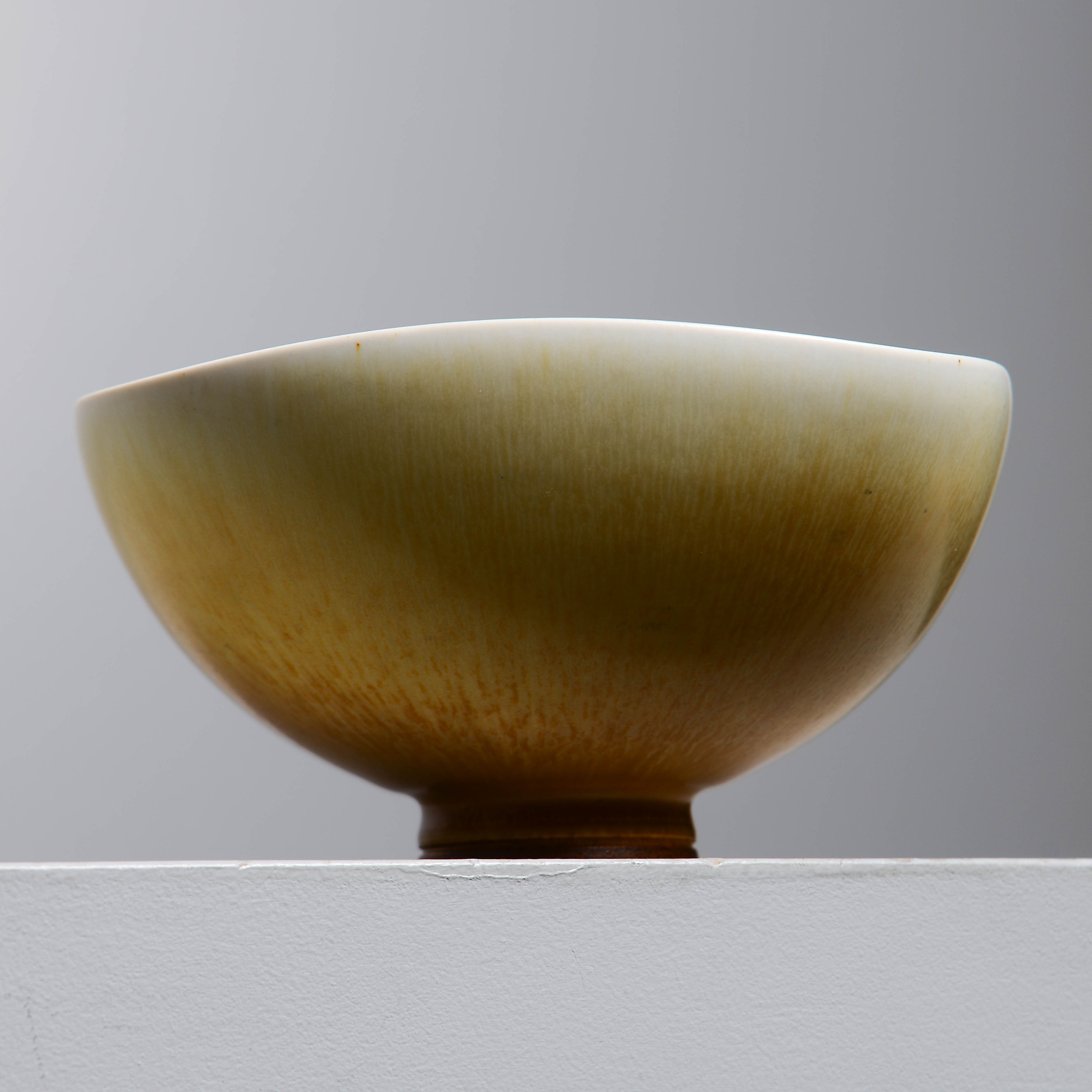 BERNDT FRIBERG. Skål, signerad, Studiohanden, Gustavsberg, 1961.