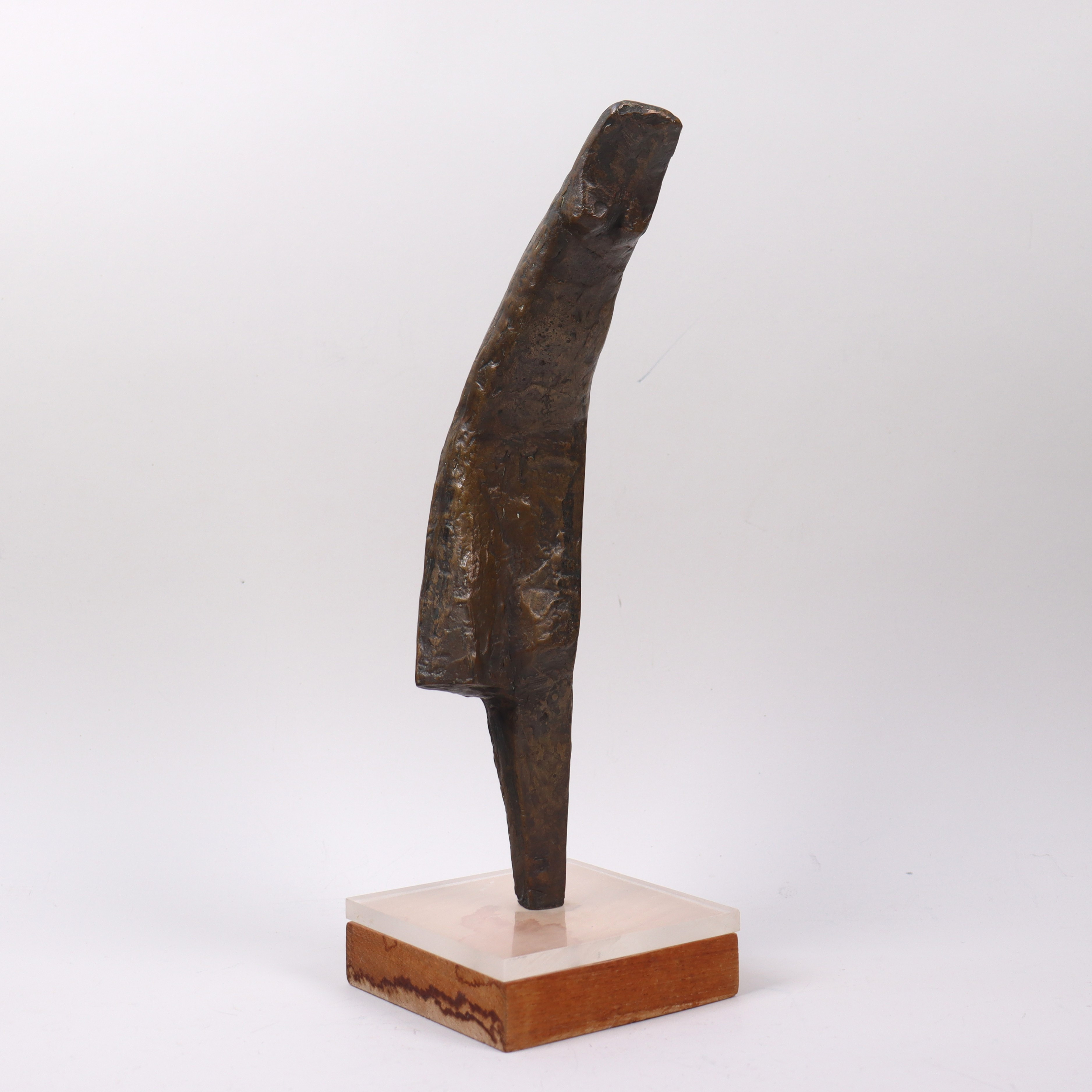 MARGARETA RYNDEL (1920-1996). "Simhopp", skulptur i brons.