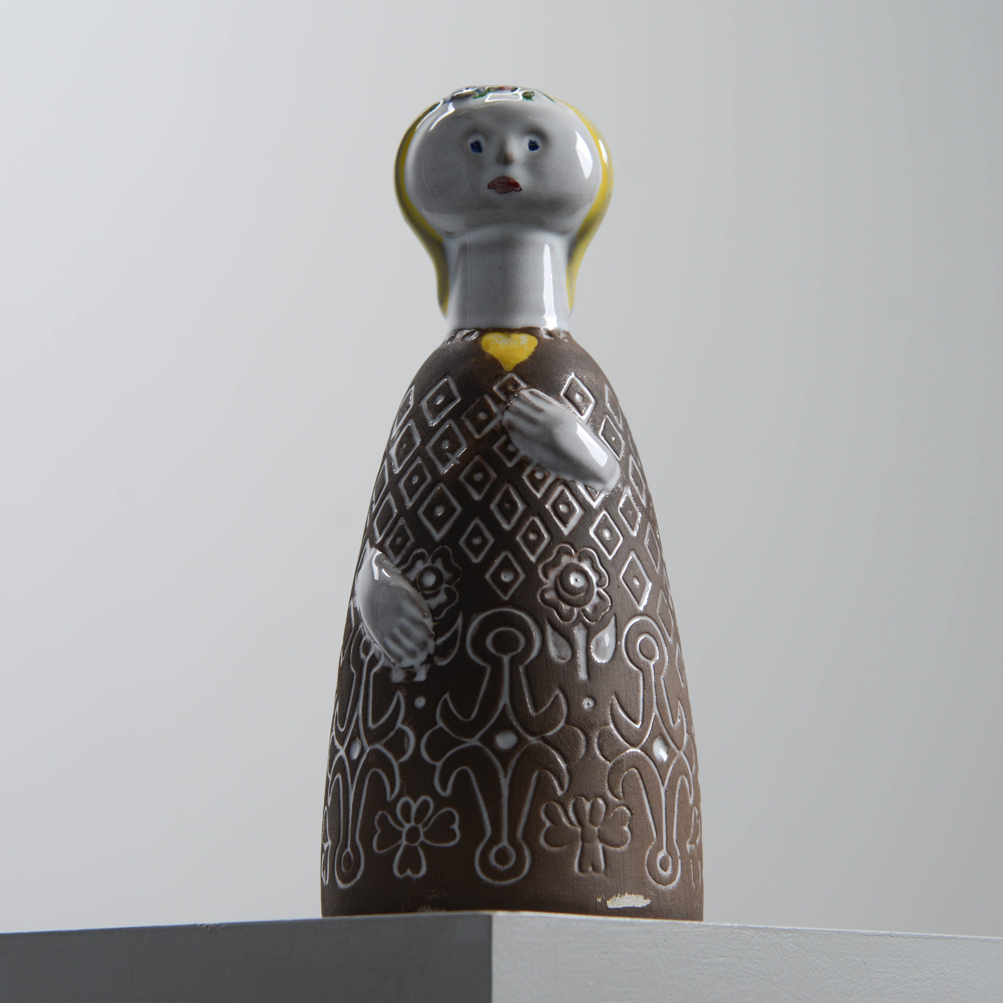 MARI SIMMULSON. Figurin, Deco Helsingborg, monogramsignerad, 1970-tal.