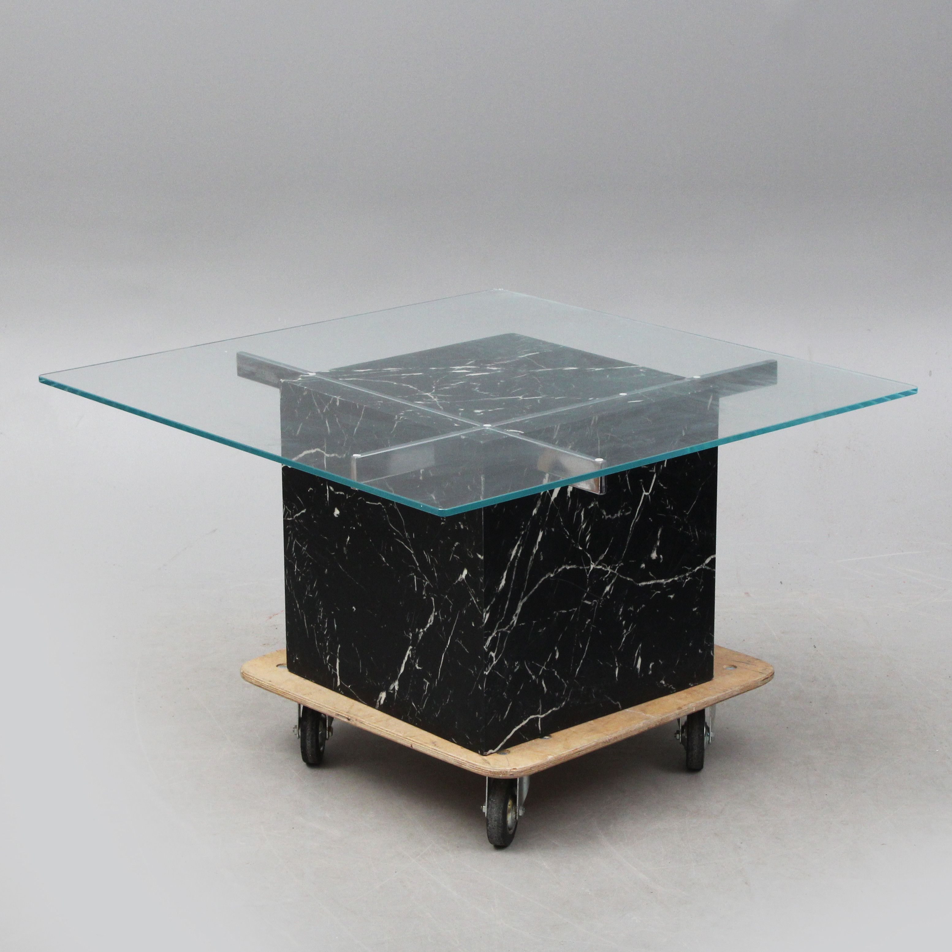 SOFFBORD, glas/stenimitation, modern.