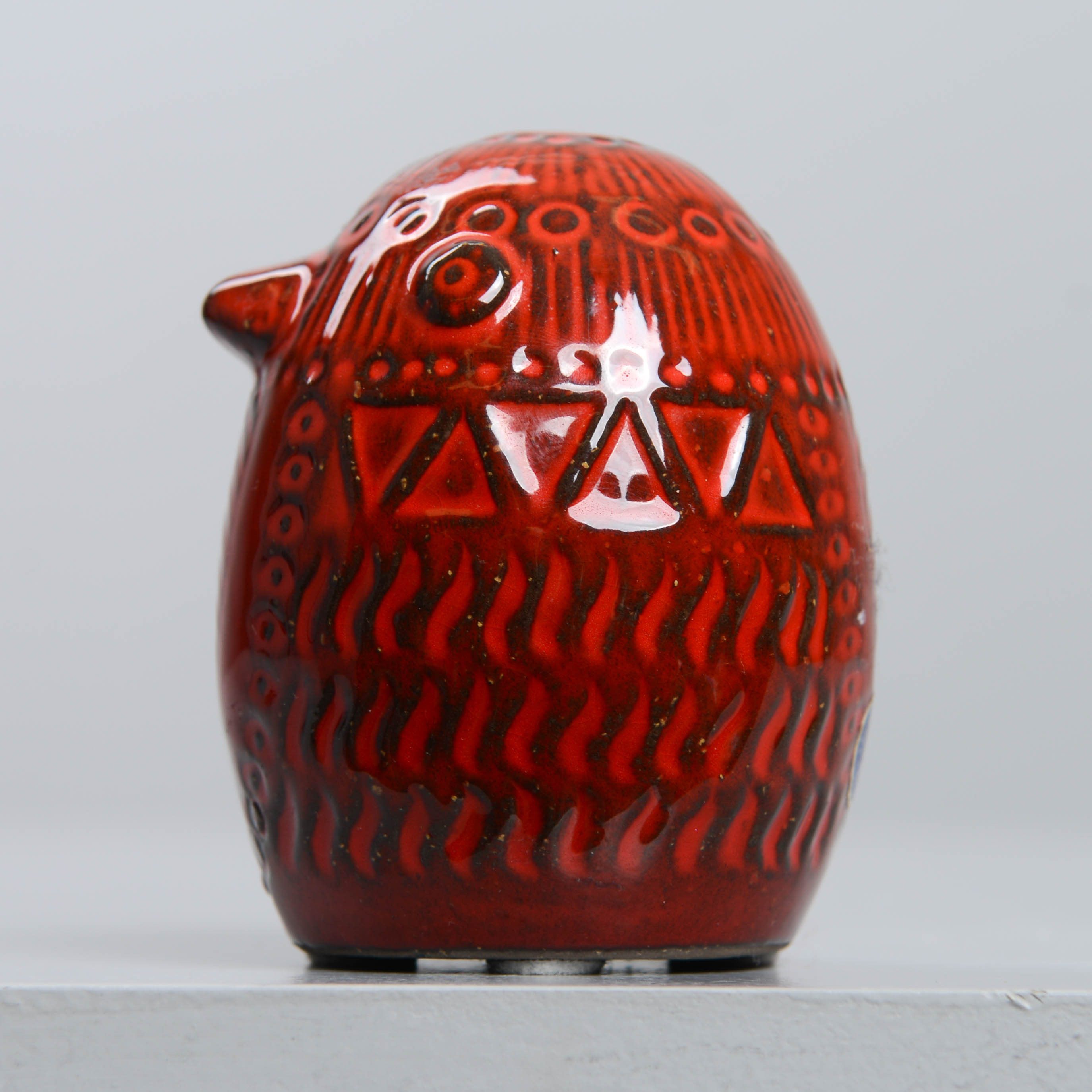 MARI SIMMULSON. Fågel, modell 0191M, Upsala Ekeby, omkring 1970.