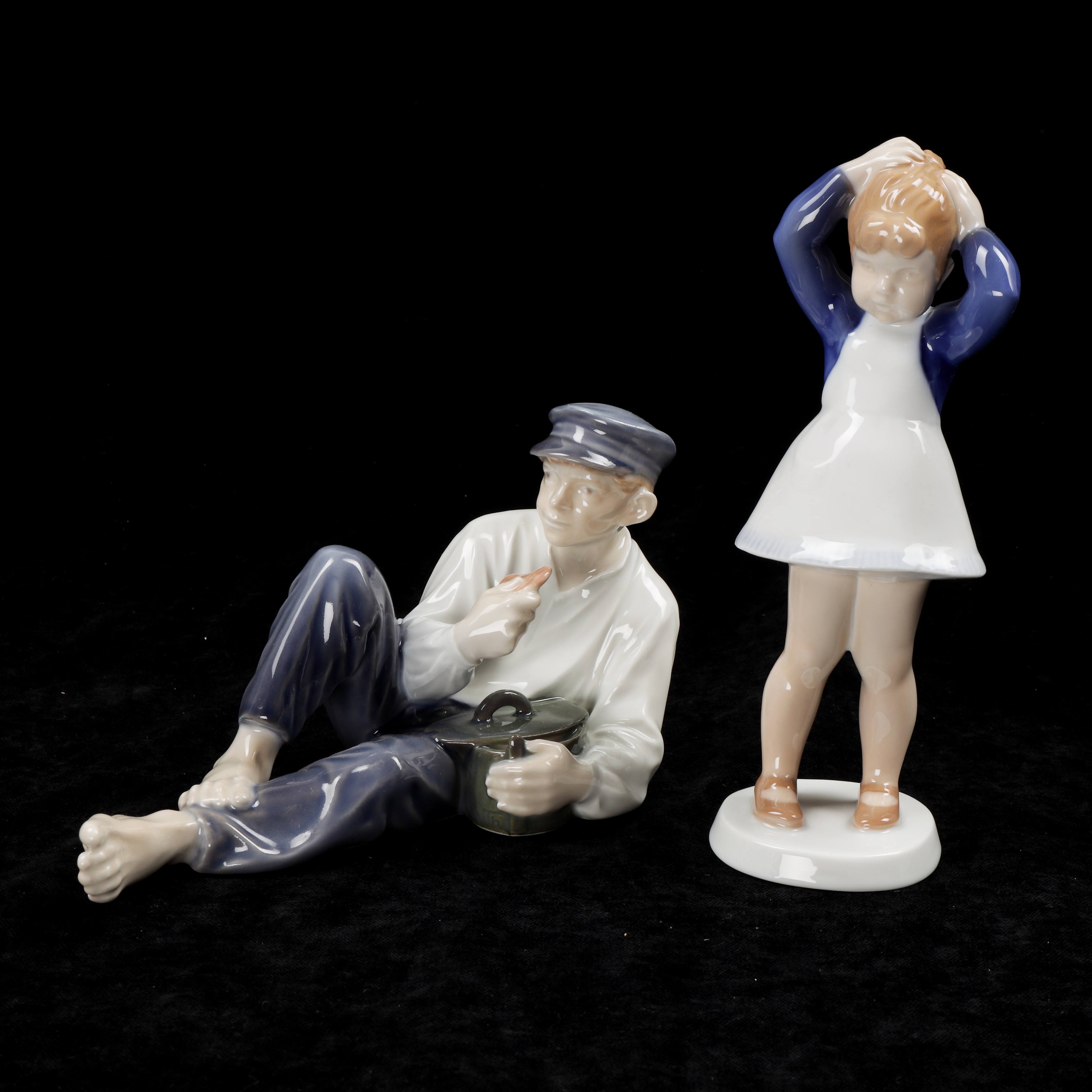 FIGURINER, 2 st, porslin, Royal Copenhagen och Bing & Grøndahl, Danmark, 1900-talets andra hälft.