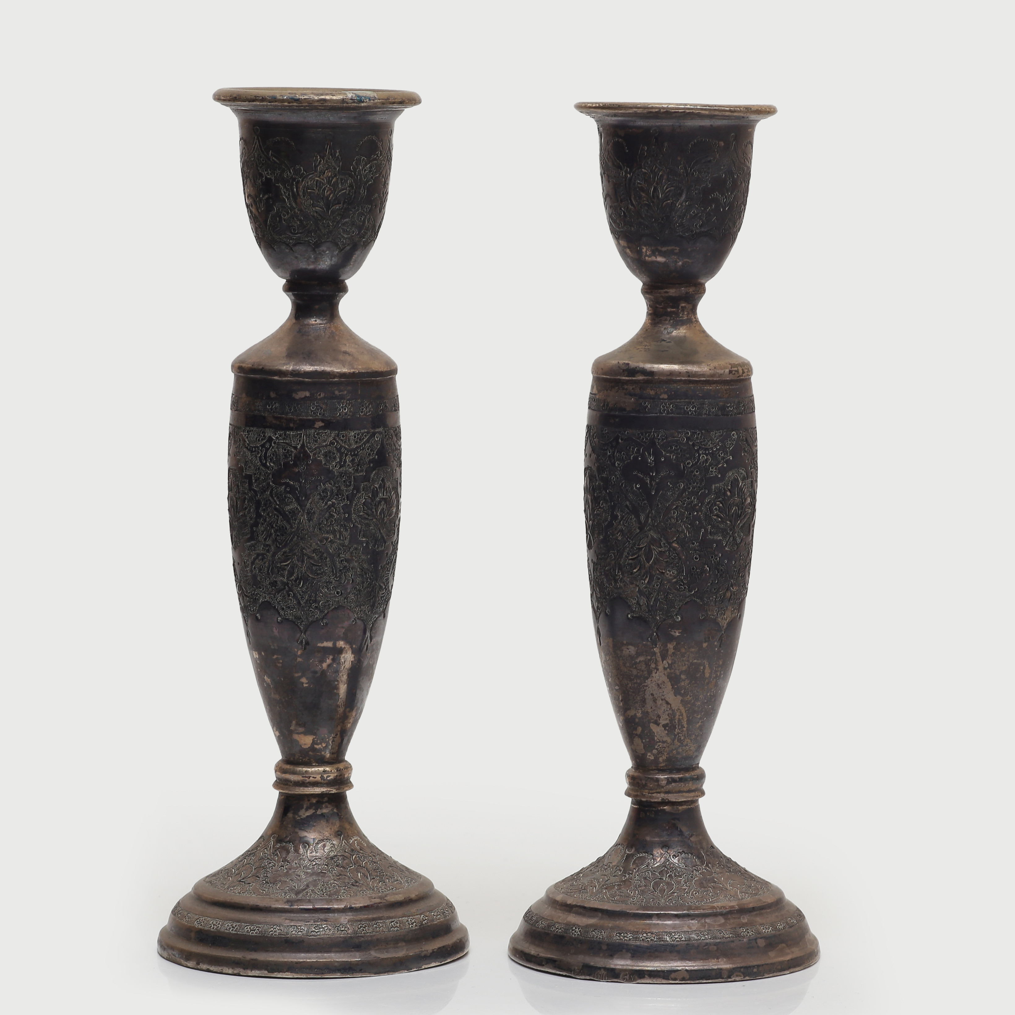 LJUSSTAKAR, PARET, SILVER, MELLANÖSTERN / ORIENTEN.