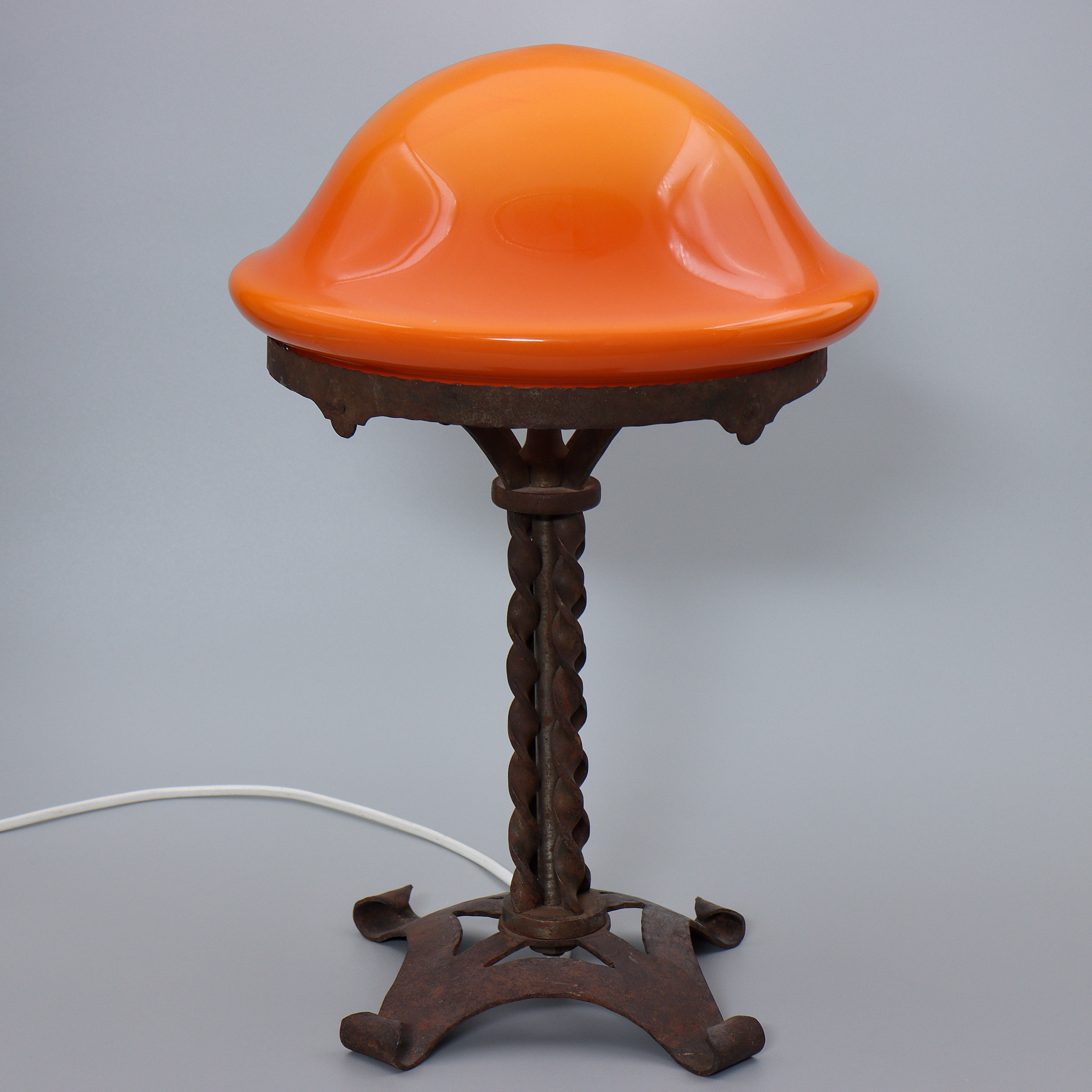 BORDSLAMPA, JUGEND, SMIDE, ORIGINALKUPA, 1910/1920-TAL.