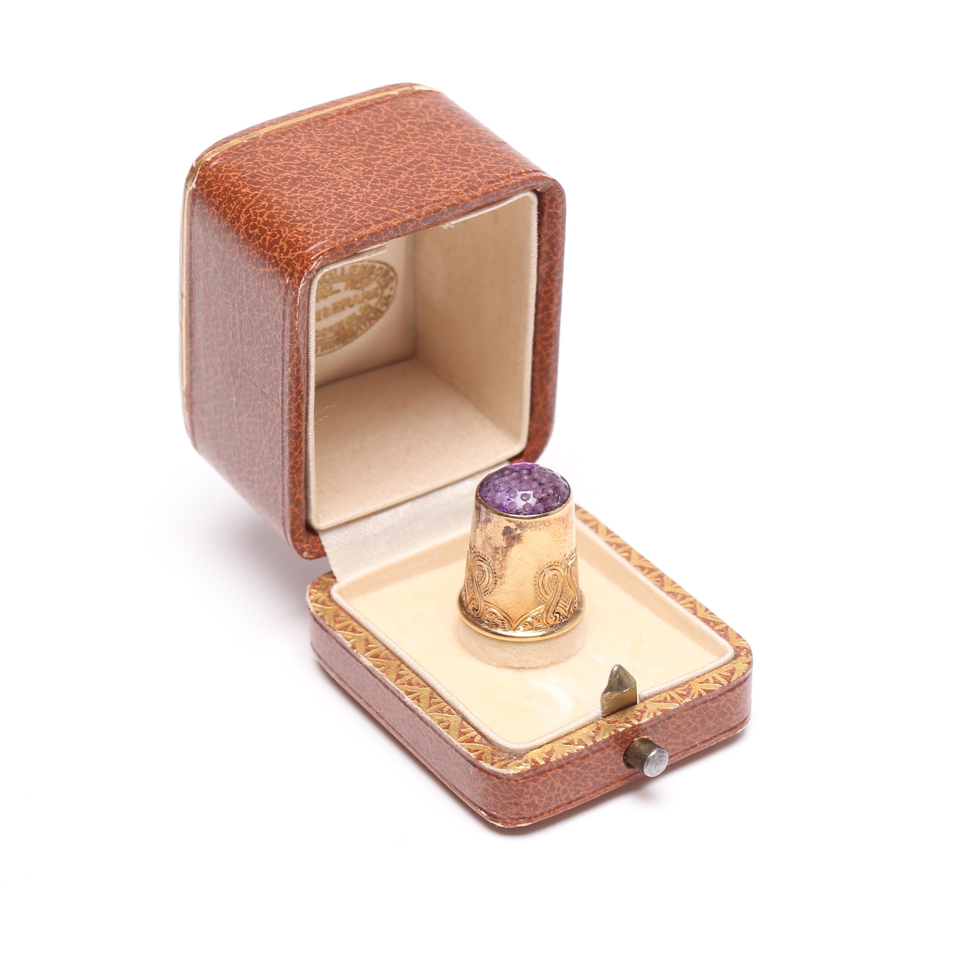 FINGERBORG, med sten, 18K, Guld, vikt cirka 2,2 gram.