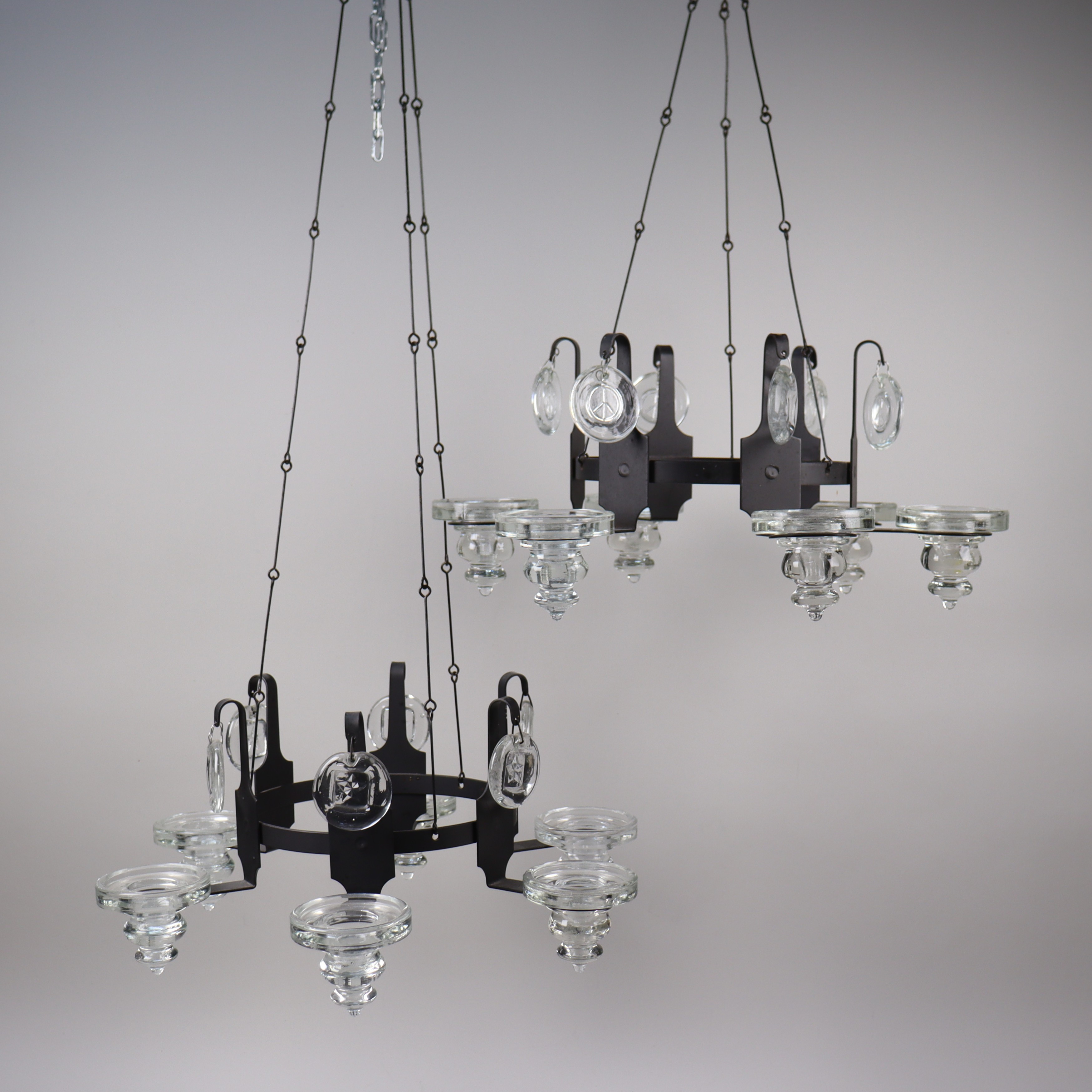 LJUSKRONA, smide, glas, 1900-talets andra hälft, 2 st.