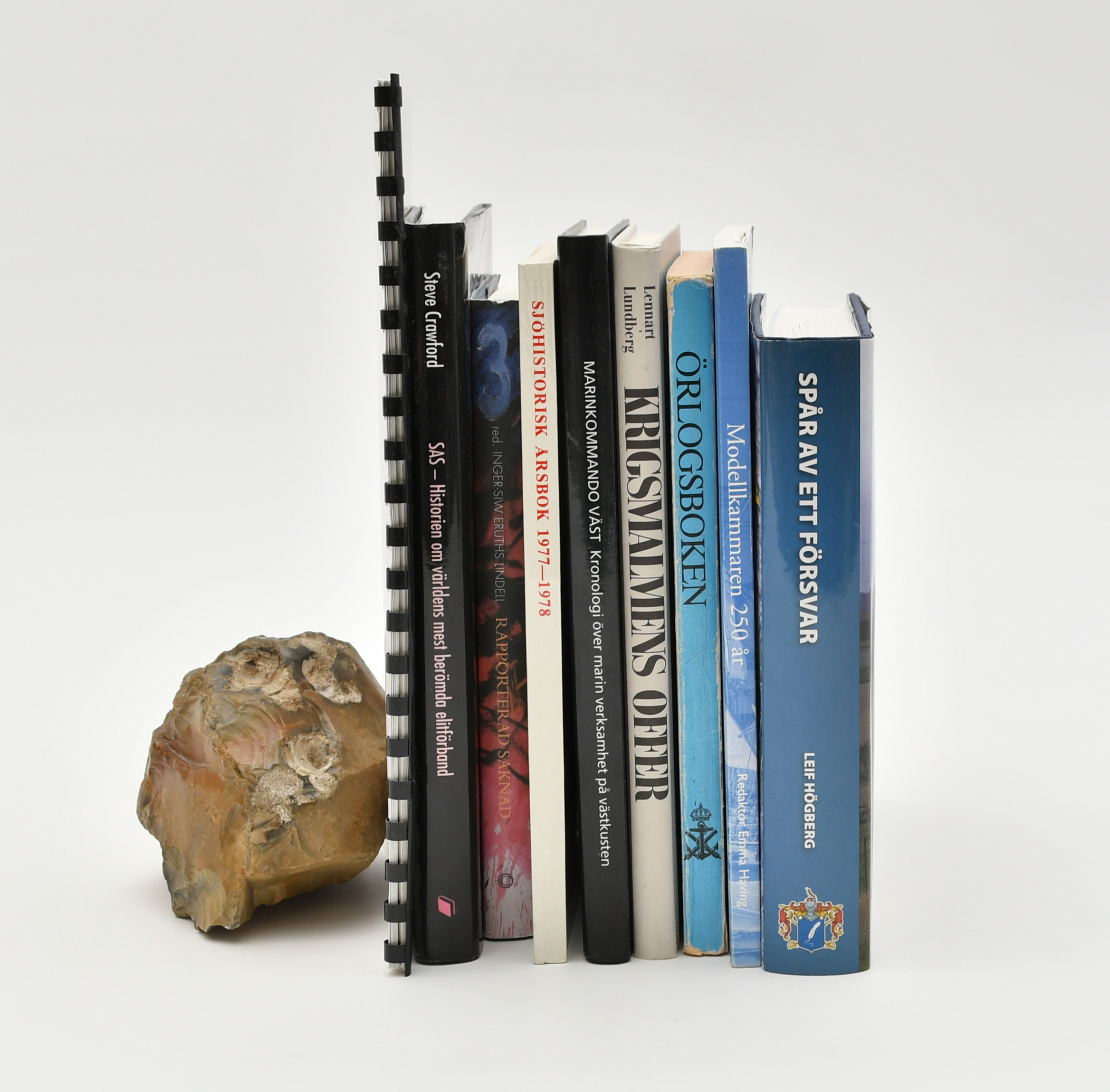 Böcker om sjöhistoria. 9 volymer.