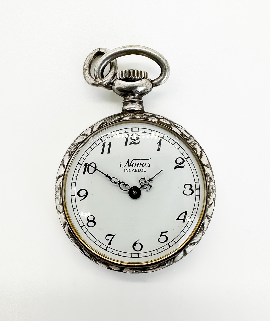 FICKUR, Novus incabloc, silver.