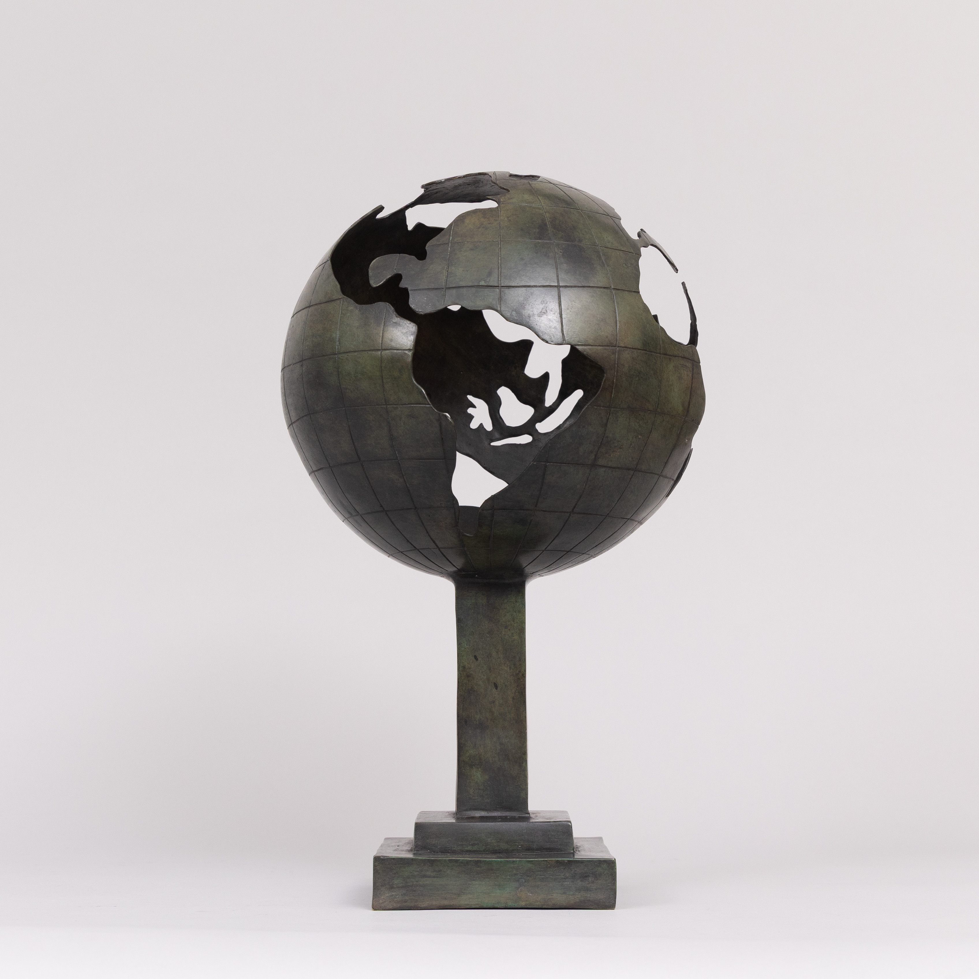 JORDGLOB, grönpatinerad brons, Art People Gallery Sweden, stämplad APG.