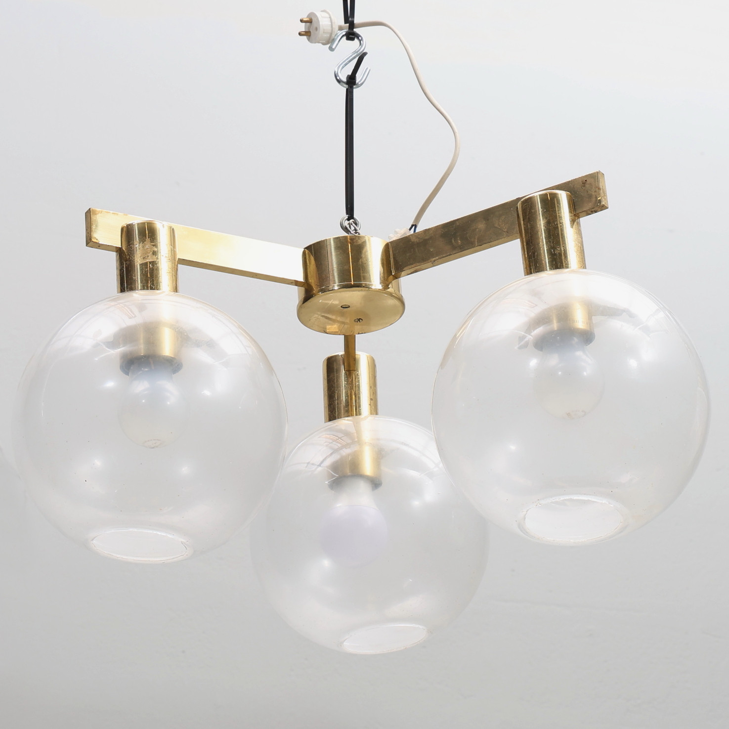 HANS-AGNE JAKOBSSON. Takkrona, "Pastoral", 1960-tal, mässing, glas, etikettmärkt.