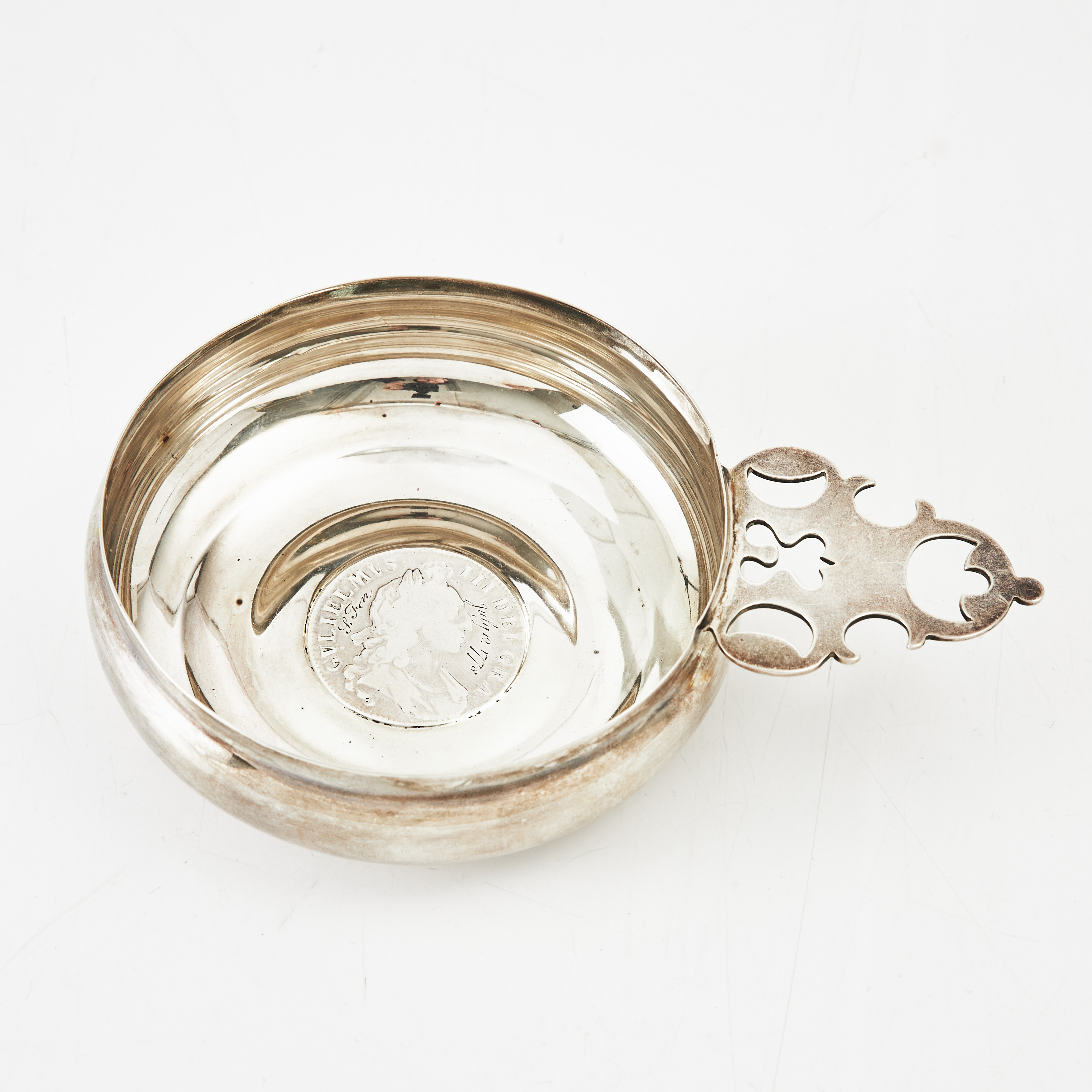 THOMAS BRADBURY & SONS. KÅSA, sterlingsilver, Sheffield 1910/11.