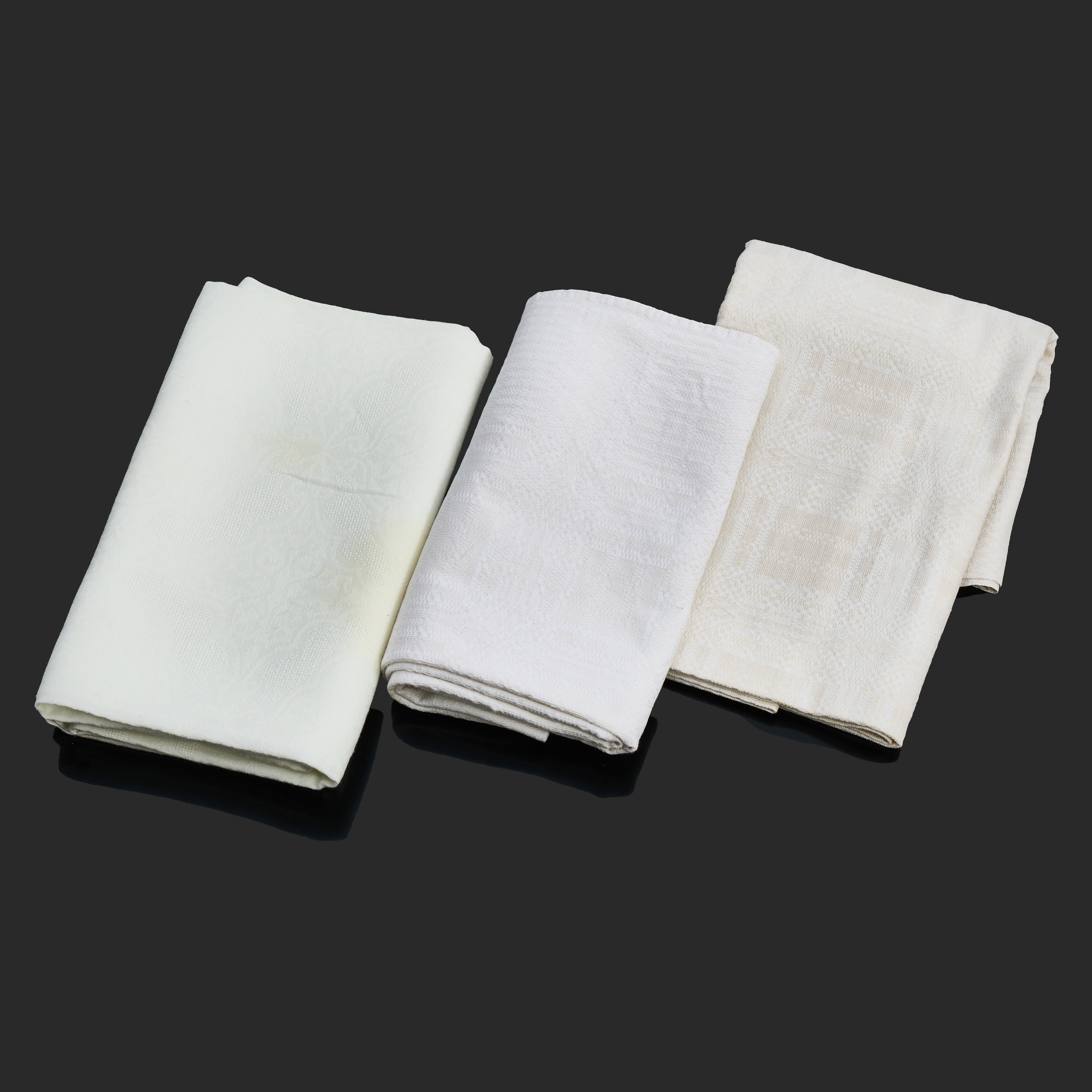 DUKAR, 3 st, linne, ca 180x120, 180x118, 240x140cm.