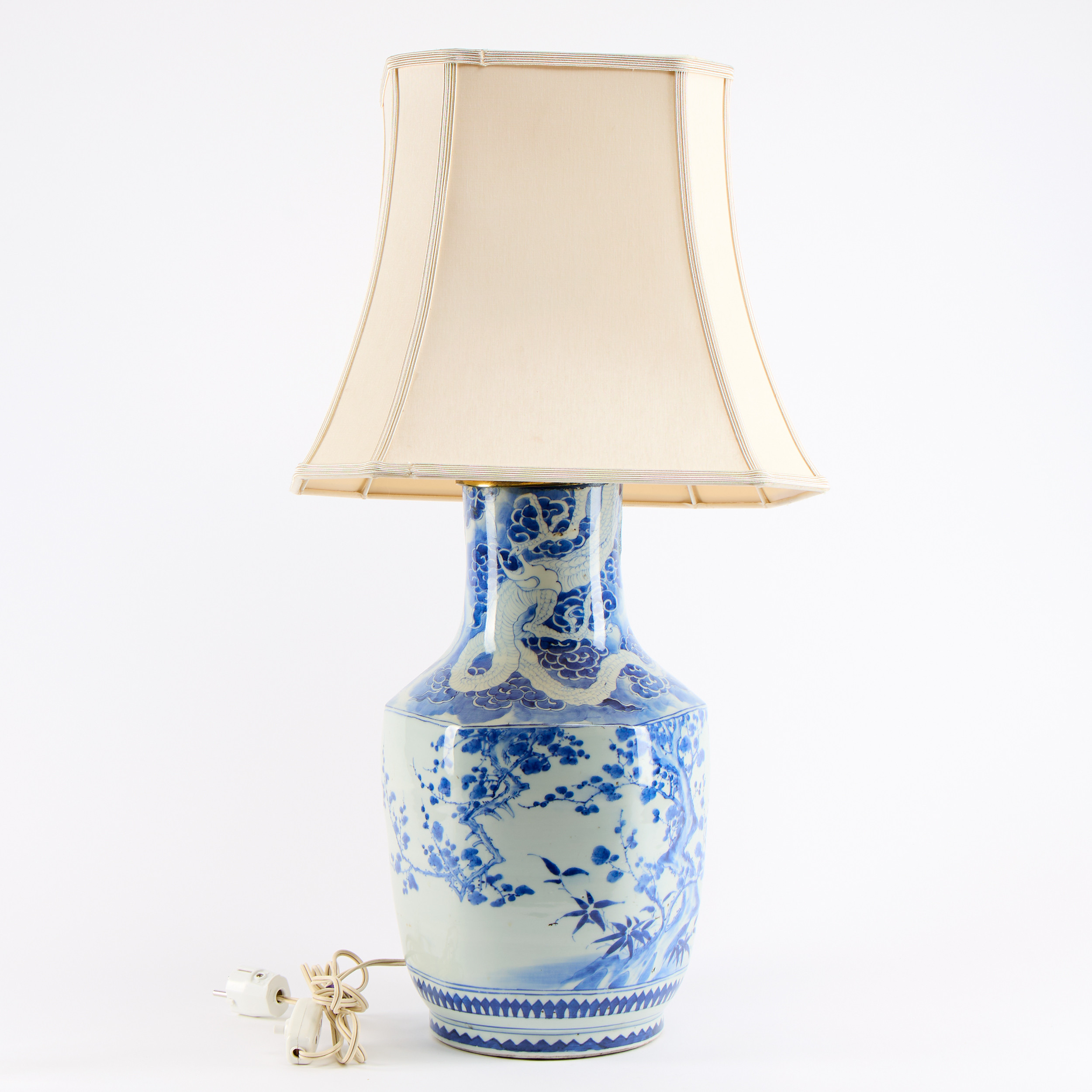 BORDSLAMPA, Kina, 18-/1900-tal.