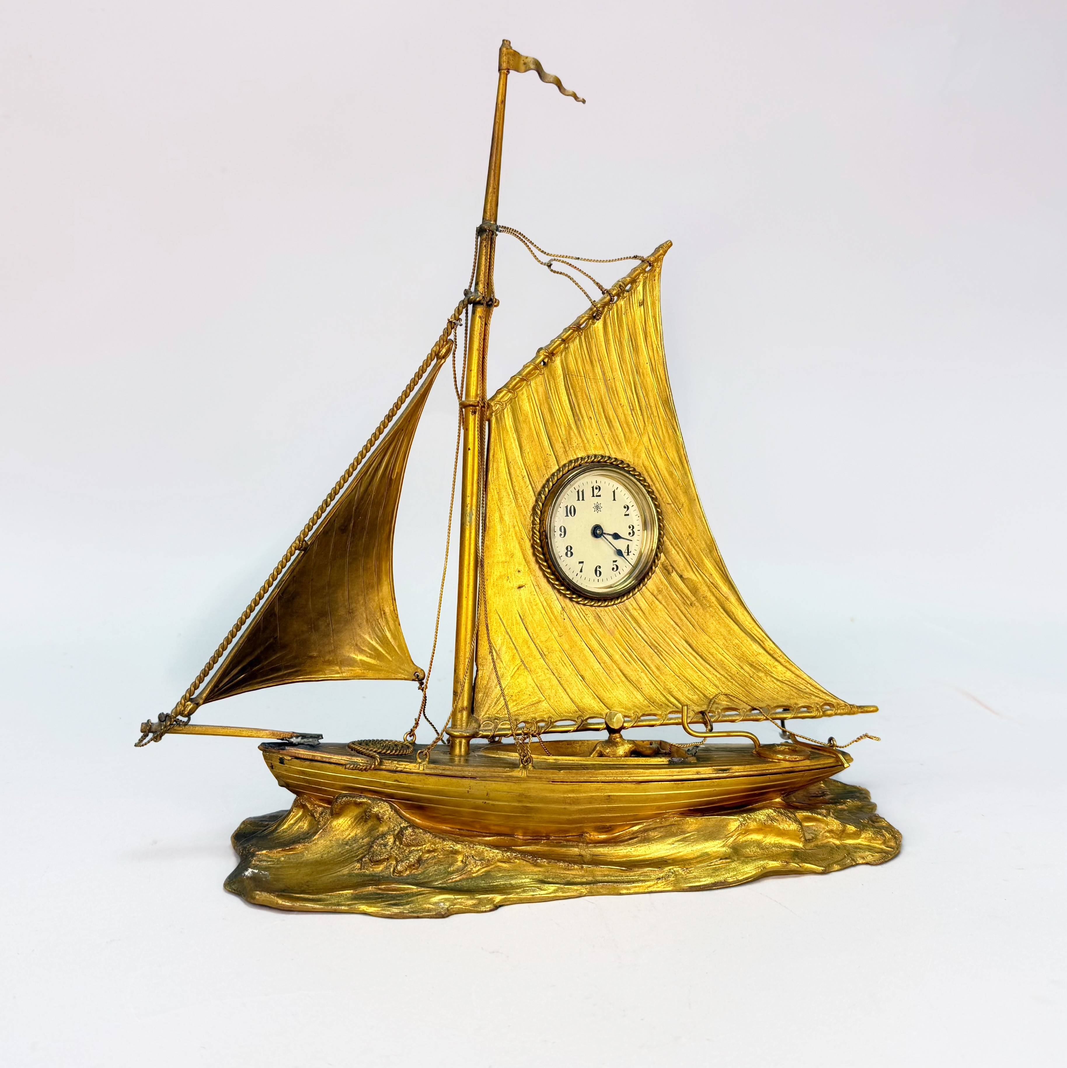 BORSDUR BÅT - Förgylld mässing, Junghans, 1920-tal.