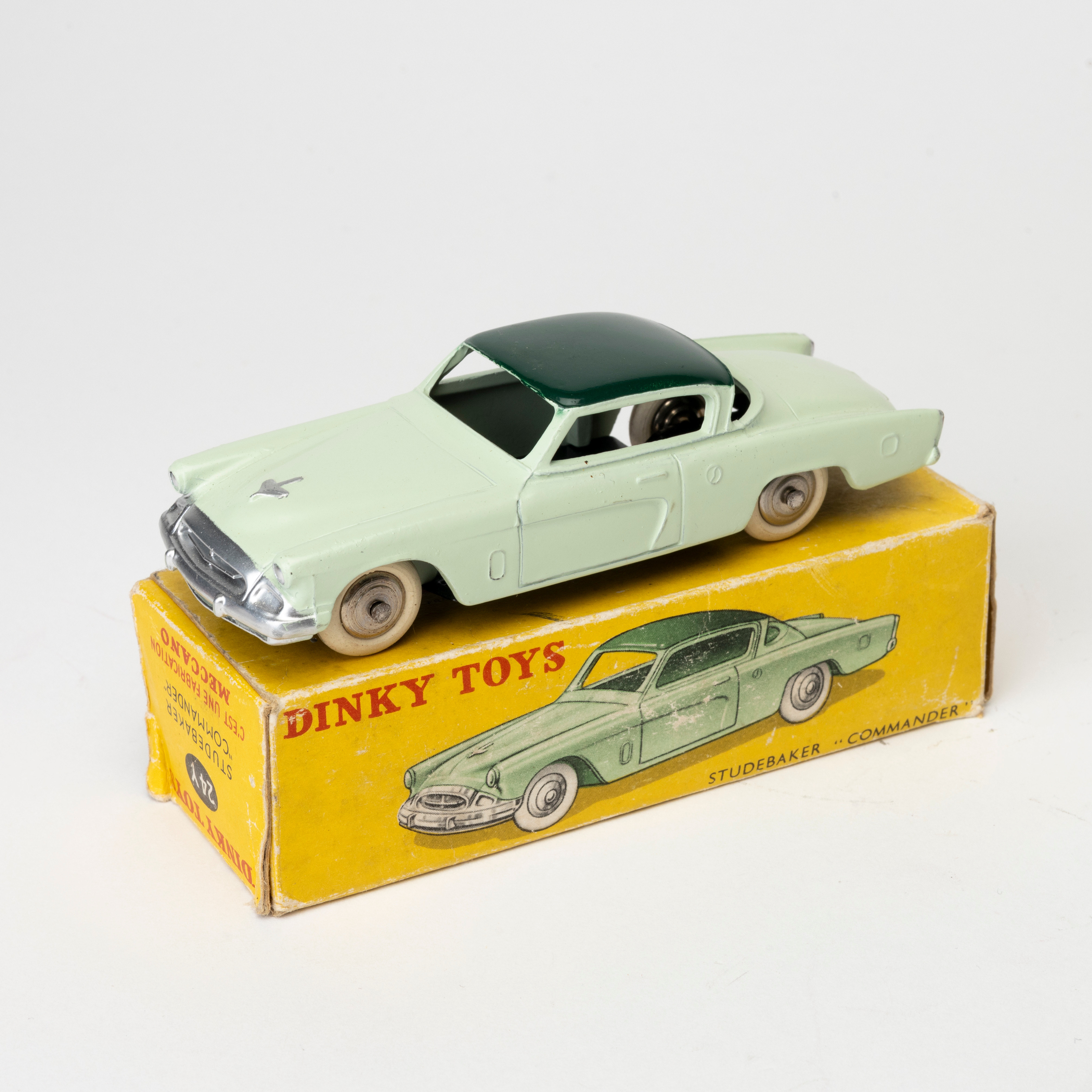 DINKY 24Y Studebaker, ljusgrön grön, originalkartong.