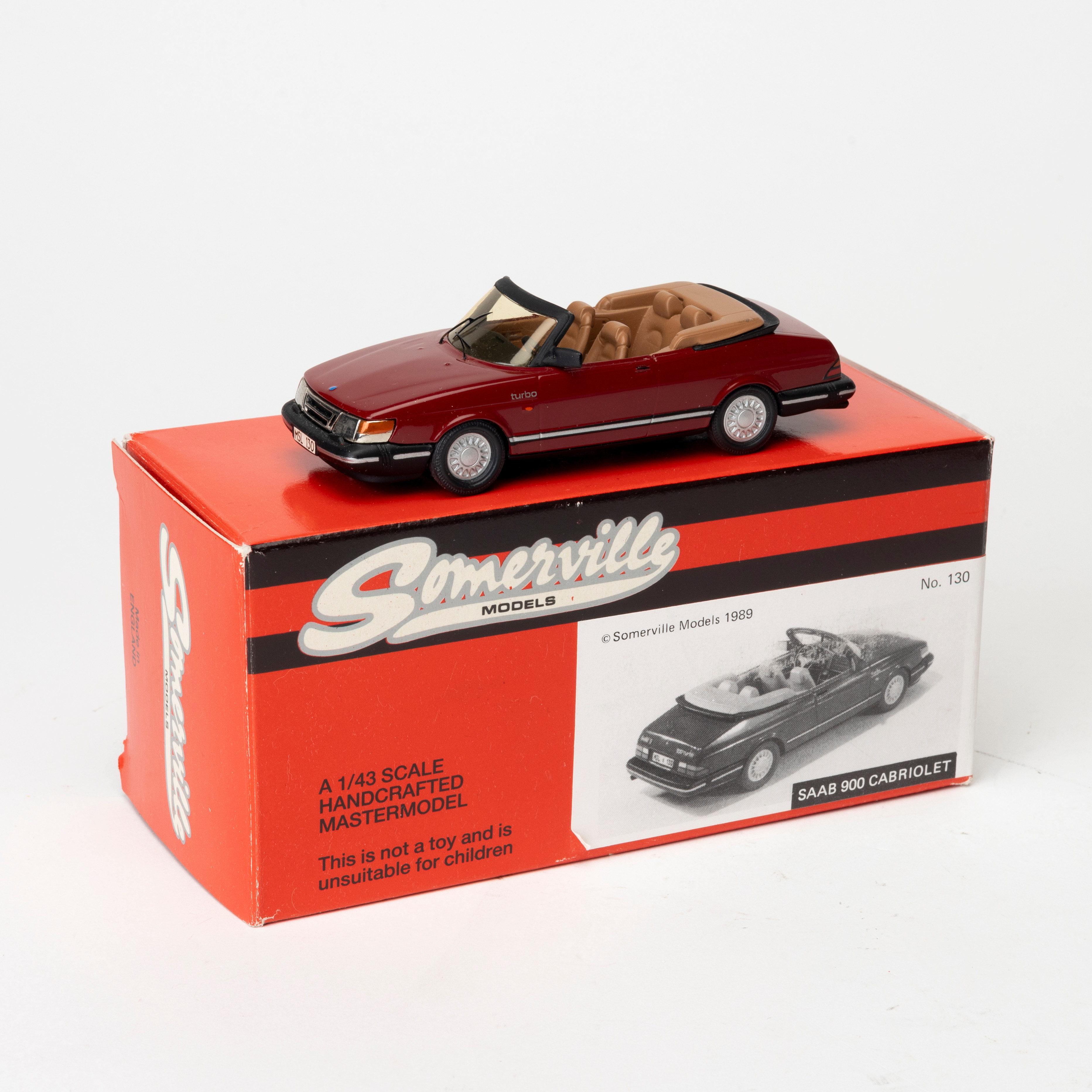 SOMERVILLE SAAB 900 Turbo, vinröd, Cabriolet, originalkartong.