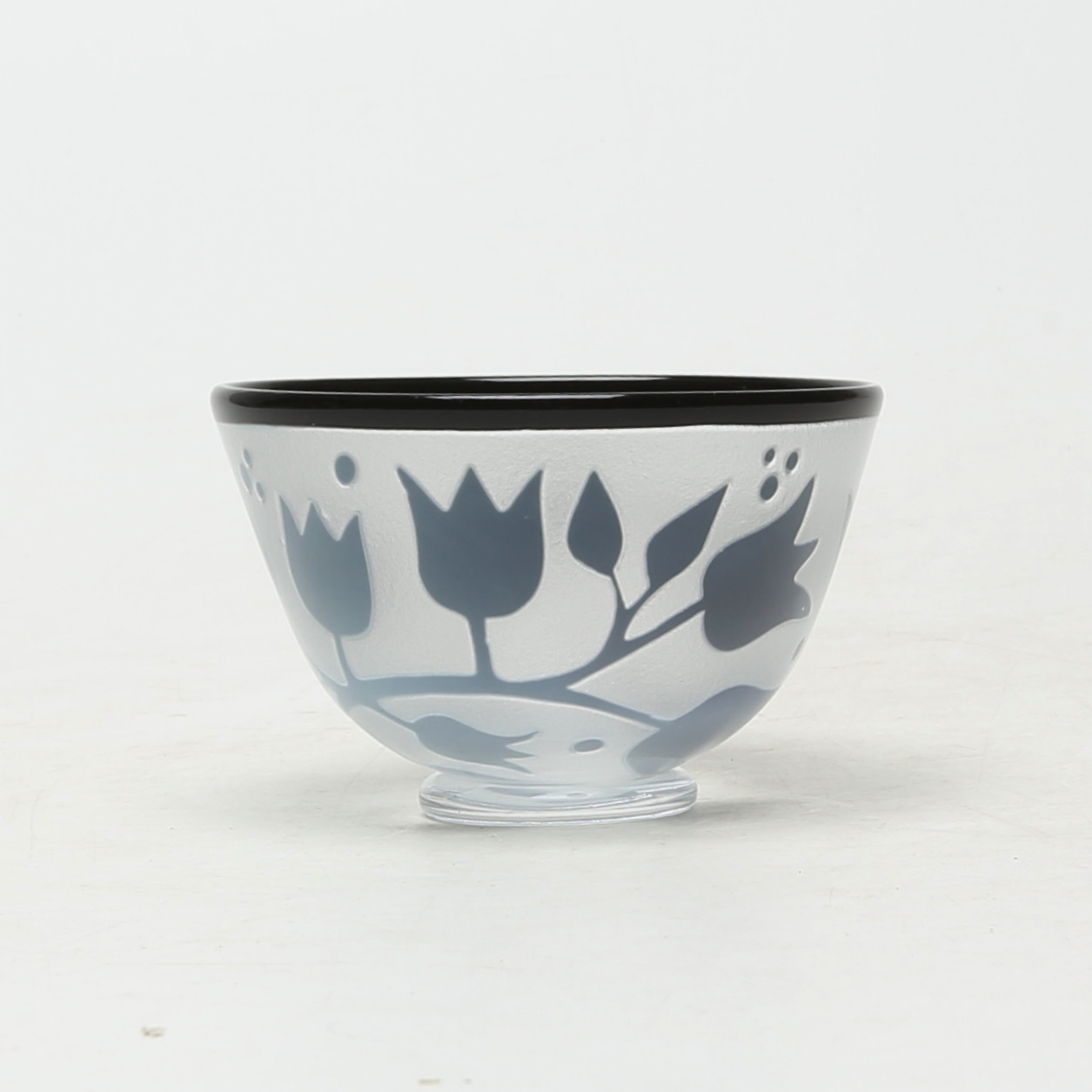 BERTIL VALLIEN. SKÅL, glas, överfång, Boda Ateljé, signerad.