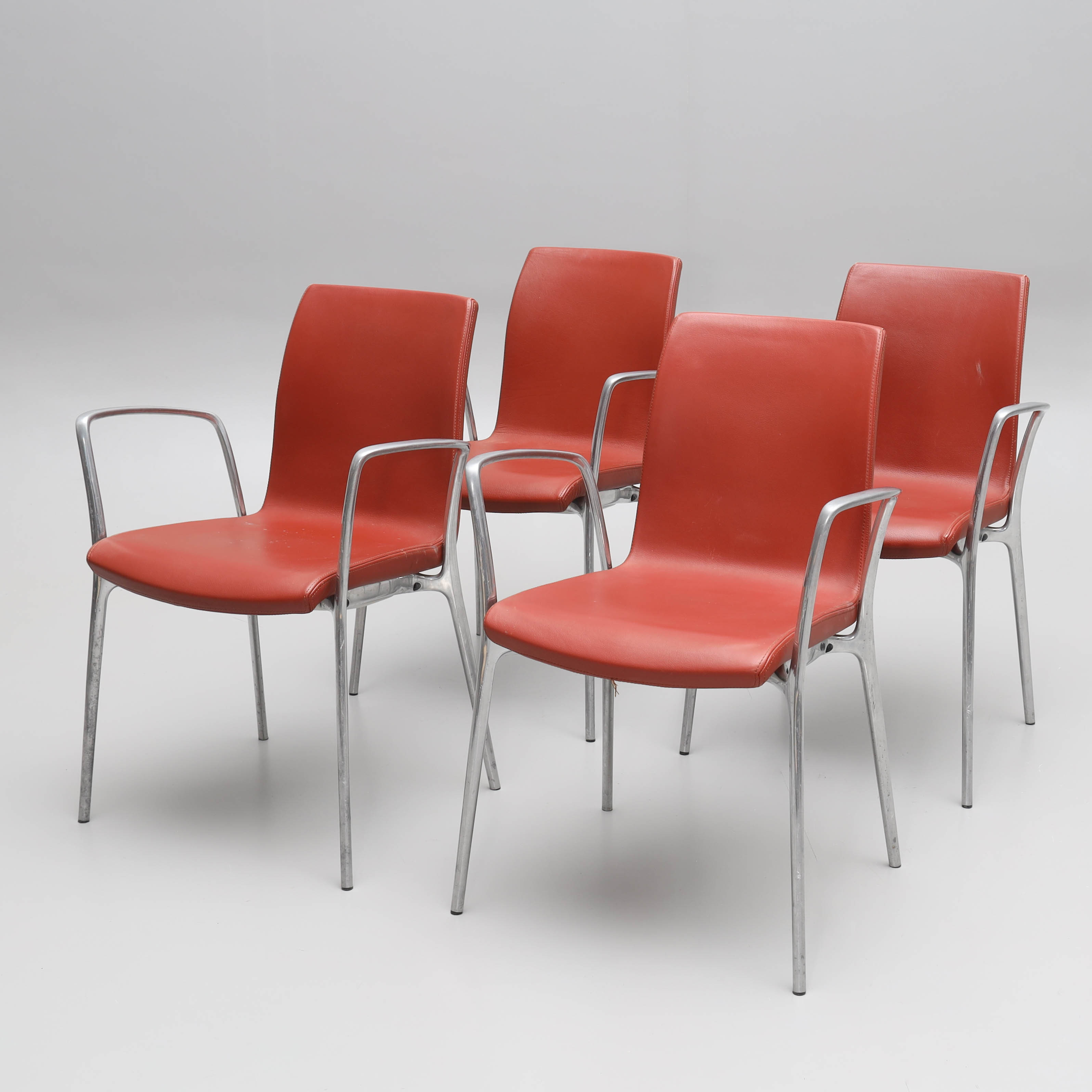 JORGE PENSI. Karmstolar, 4 st, stapelbara, "Gorka", Akaba, 2000-tal.