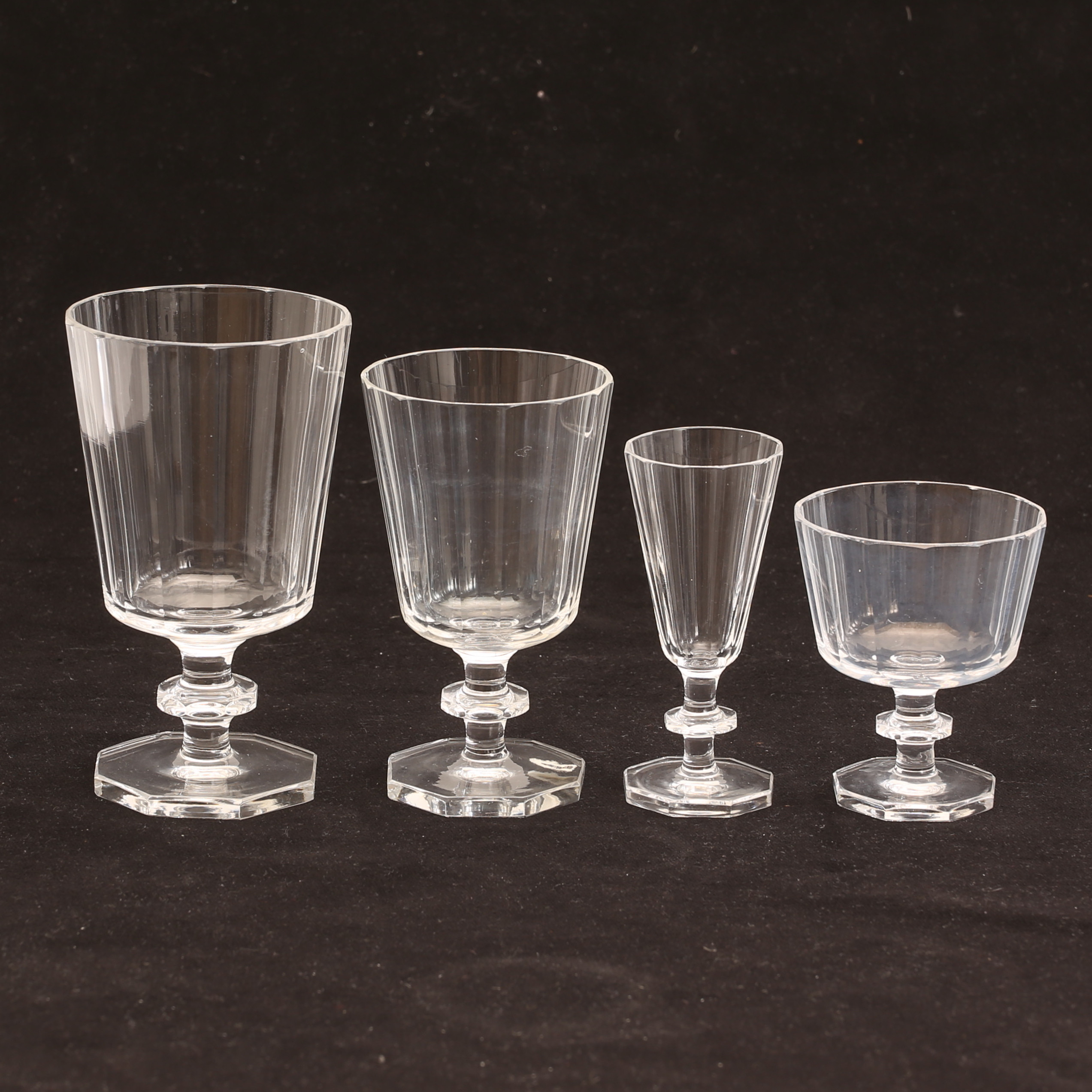 GLAS, "Karlberg", Kosta, 1900-talets andra hälft.